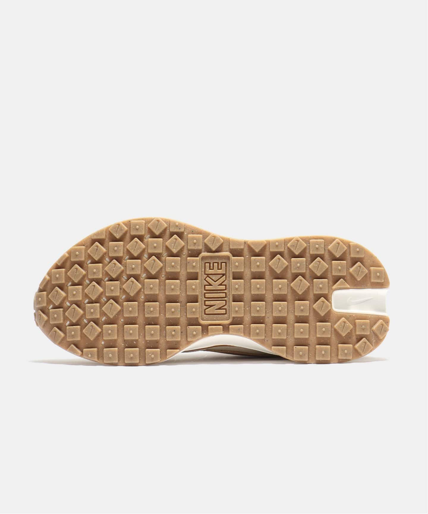 NIKE WMNS PHOENIX WAFFLE FD2196-102