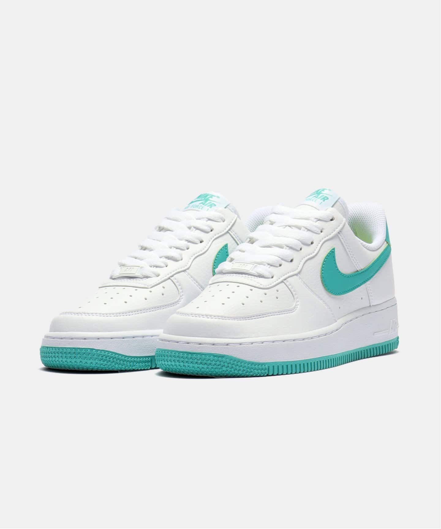 NIKE W AIR FORCE1 07 NN DV3808-107