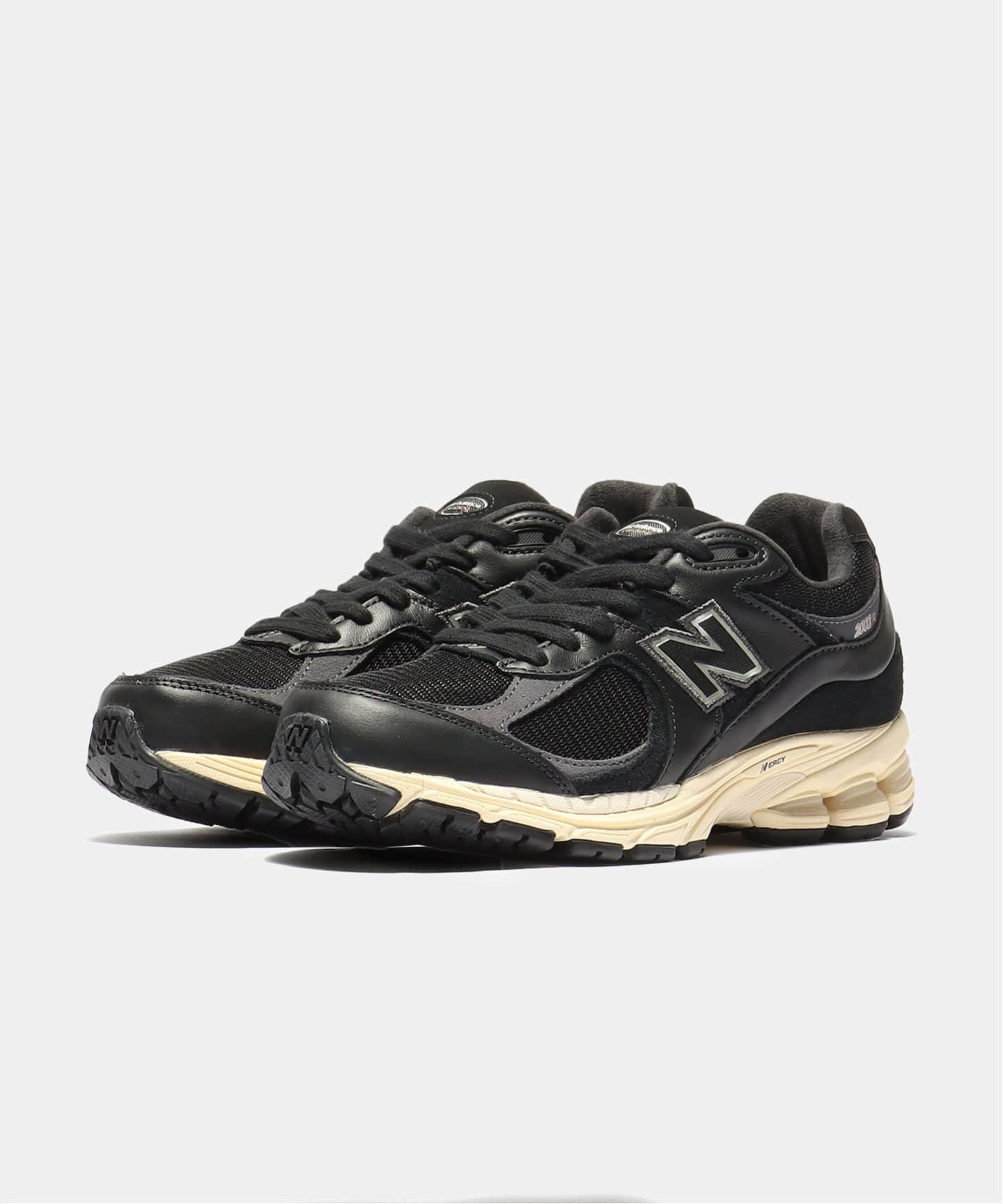【New Balance / ニューバランス】M2002RIB