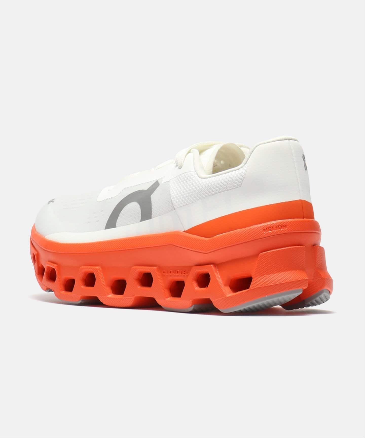 On Cloudmonster 61.97724