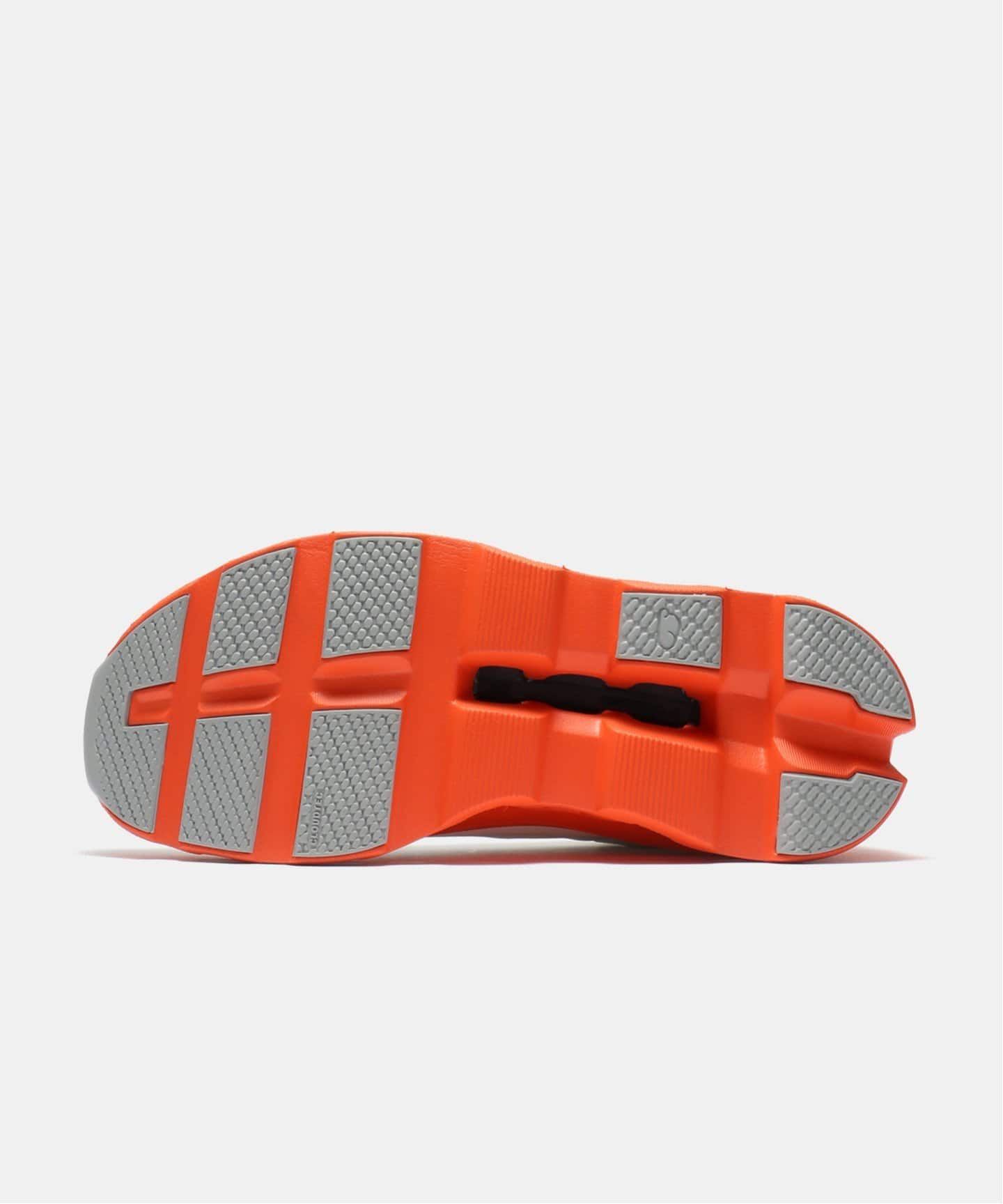 On Cloudmonster 61.97724