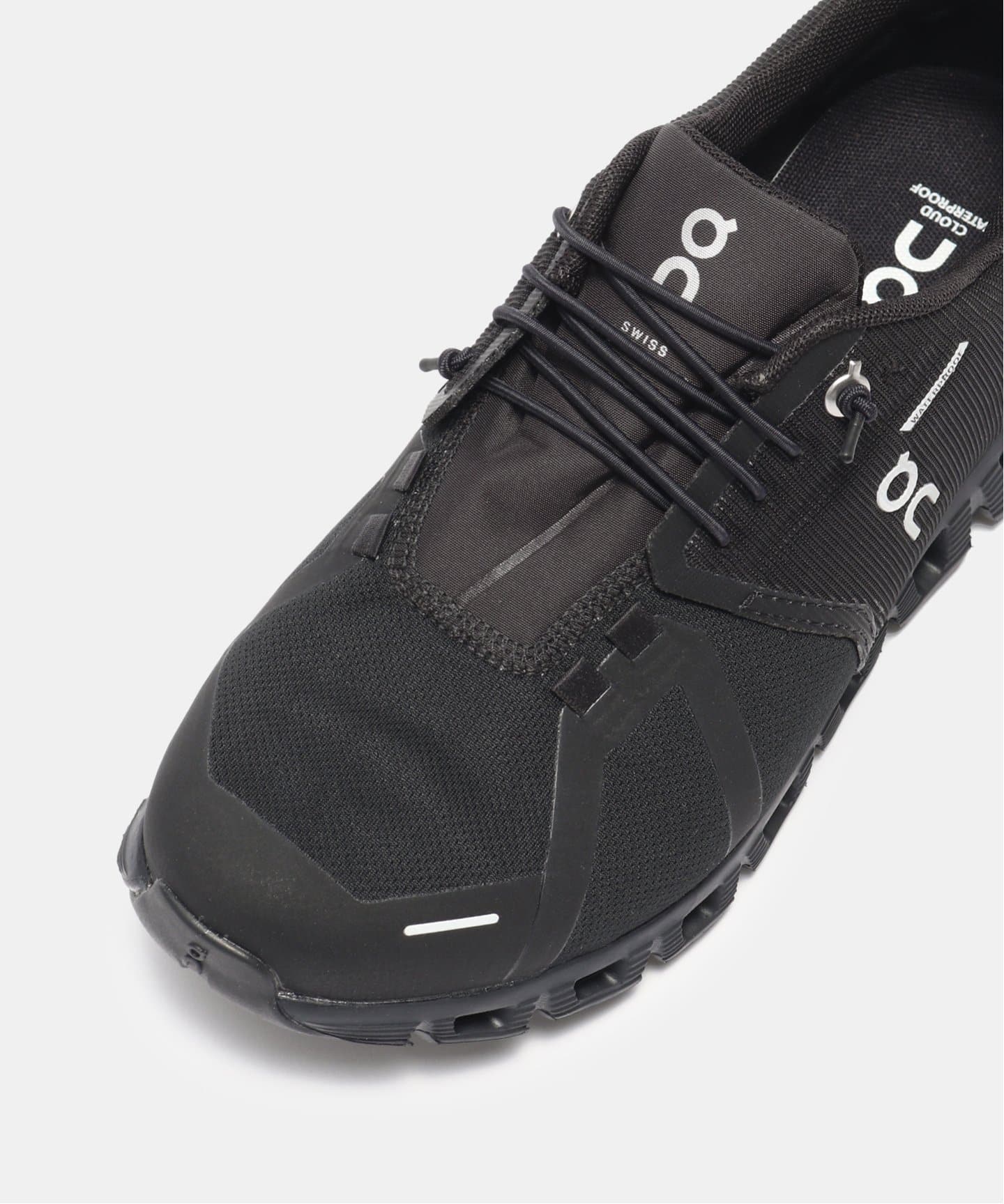 On Cloud 5 Waterproof 59.98837