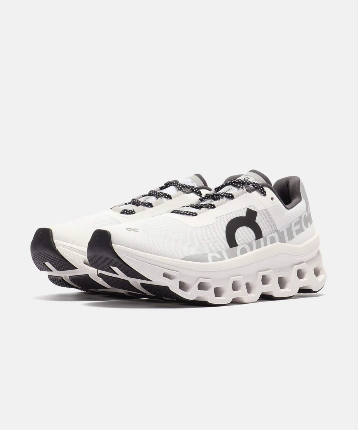 On Cloudmonster 61.98433