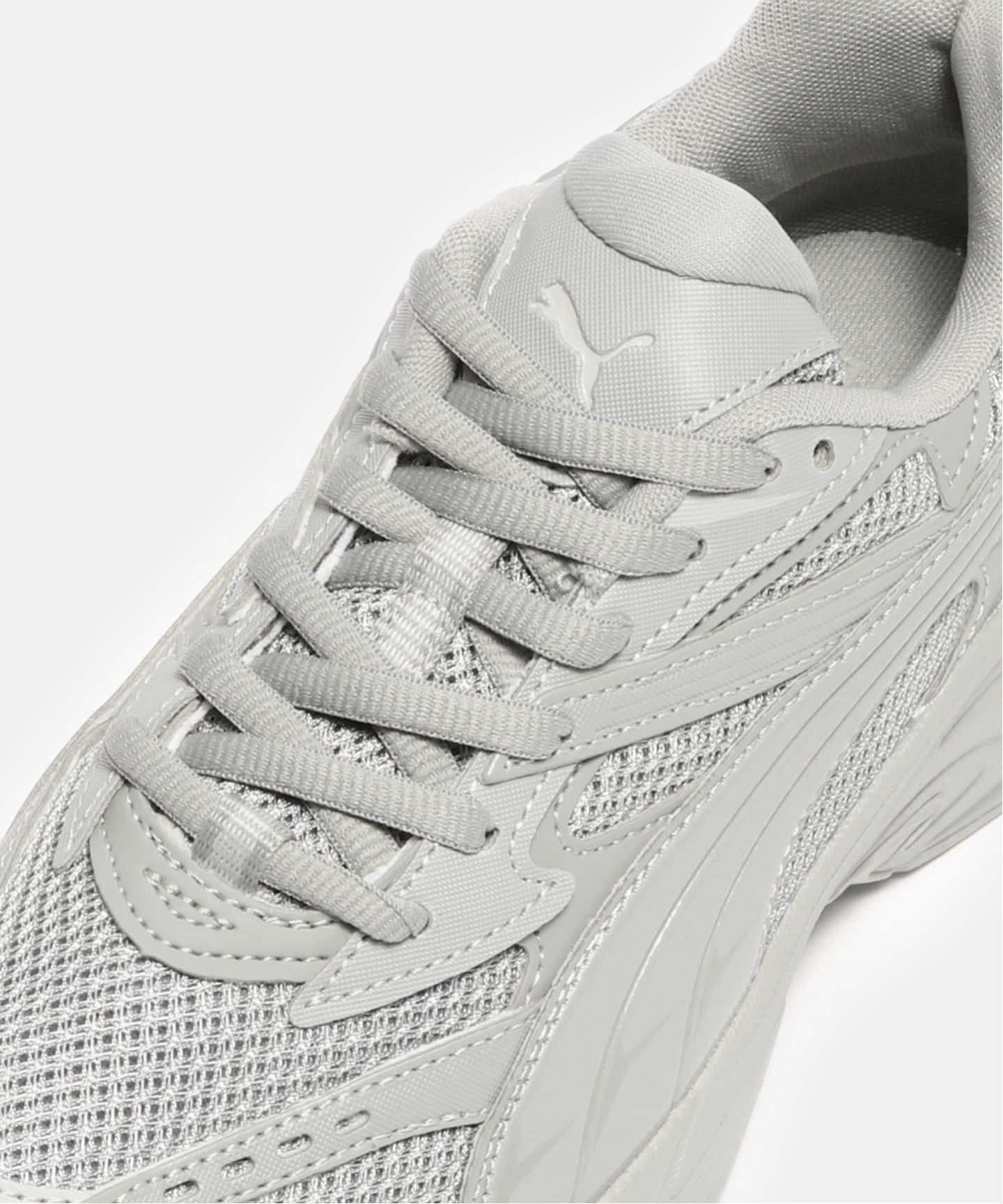 【PUMA / プーマ】MORPHIC BASE 392982