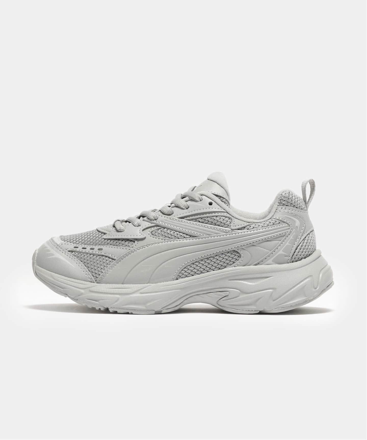 【PUMA / プーマ】MORPHIC BASE 392982