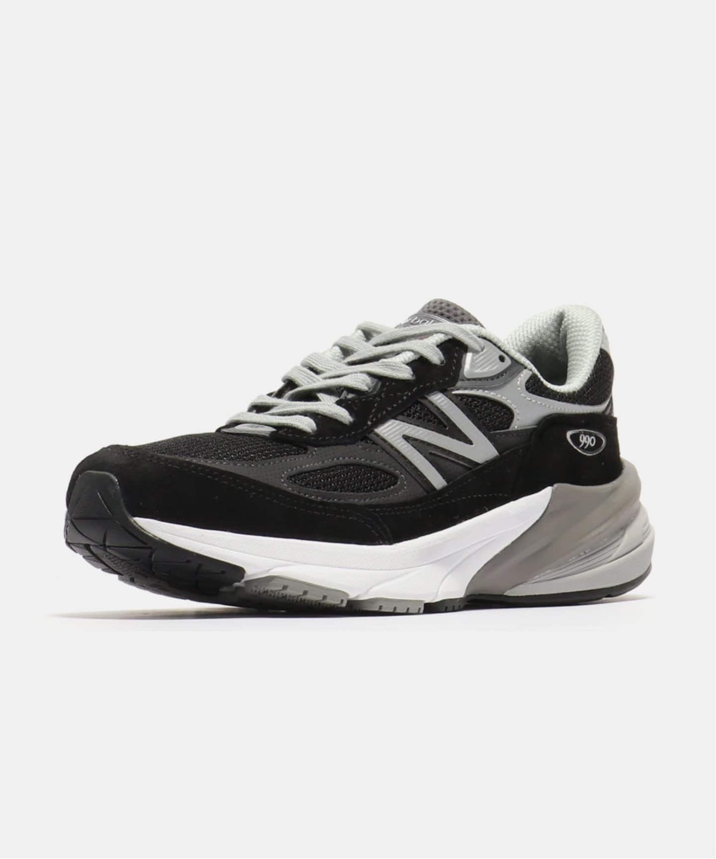 New Balance W990BK6