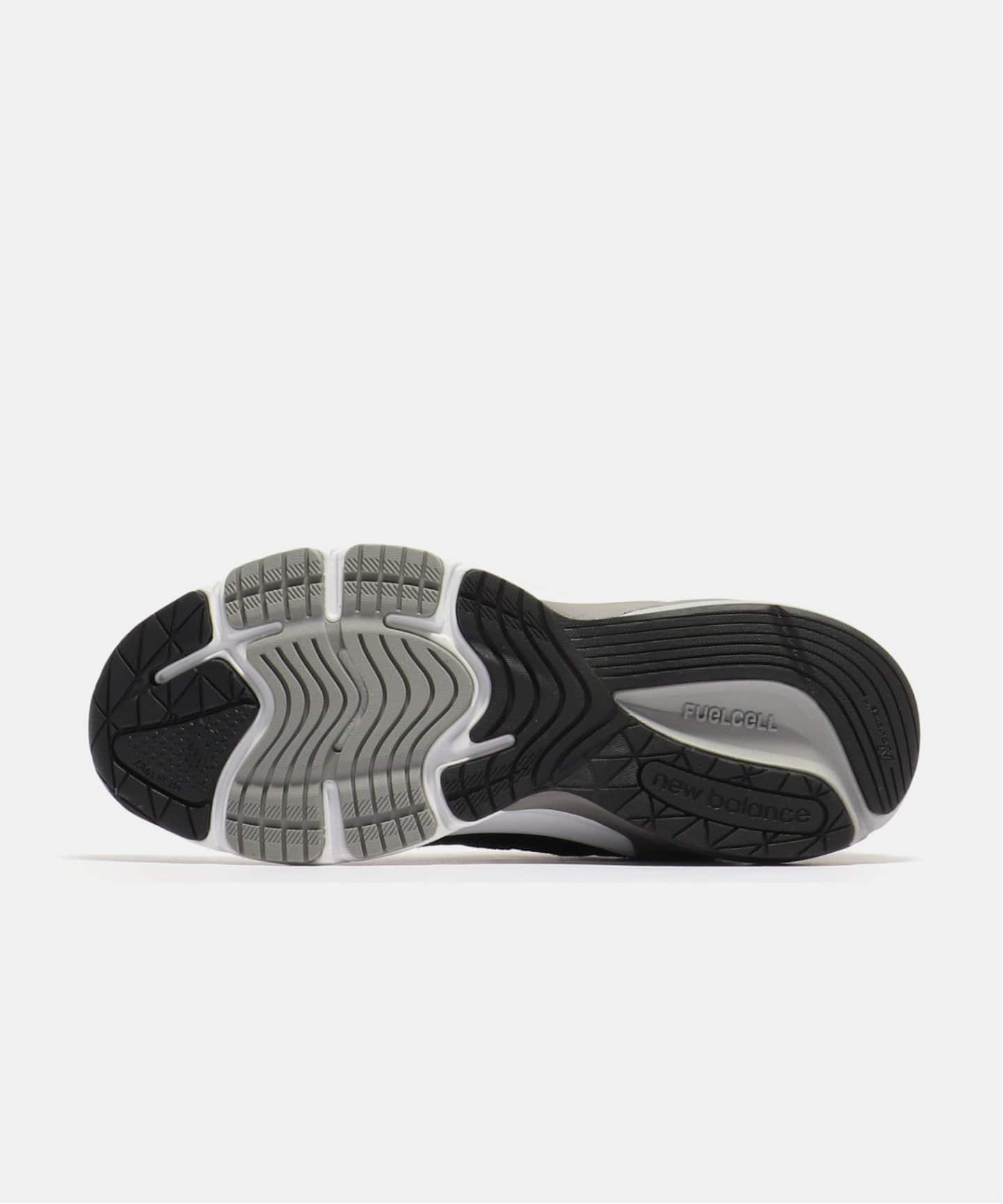 New Balance W990BK6