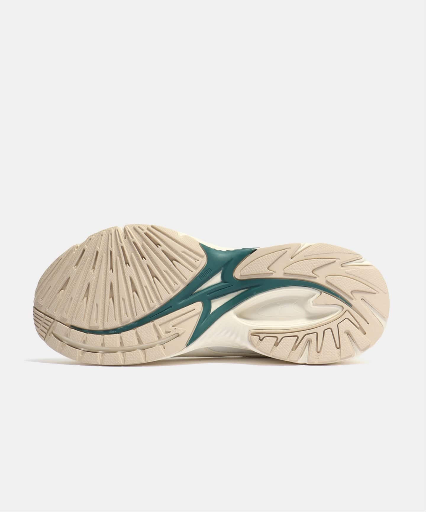 【PUMA / プーマ】MORPHIC VARSITY 393647