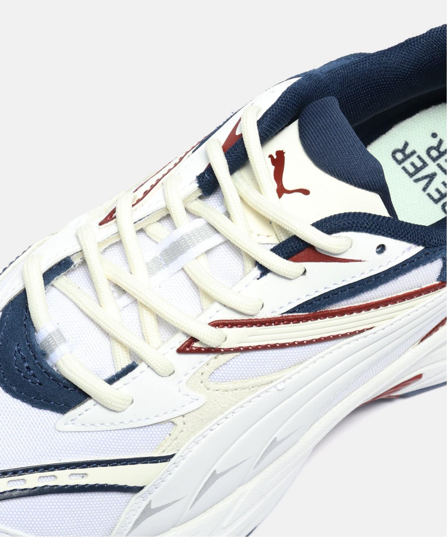 【PUMA / プーマ】MORPHIC VARSITY 393647