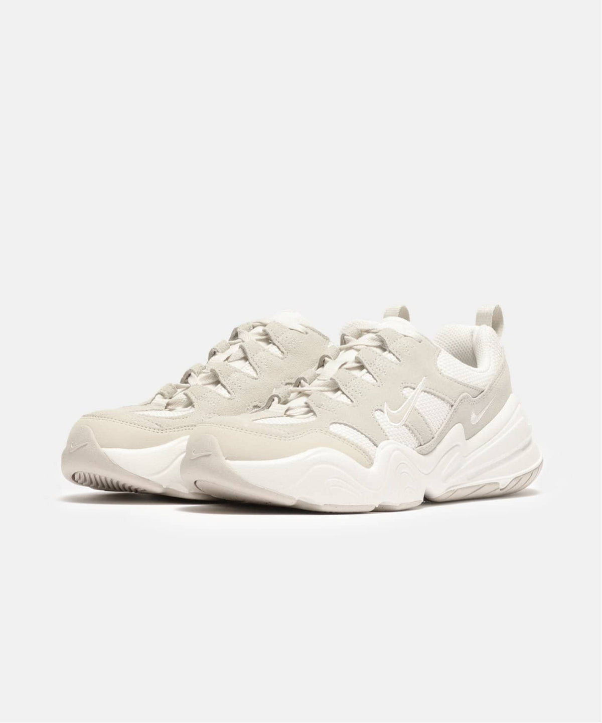 【NIKE / ナイキ】W TECH HERA DR9761-002