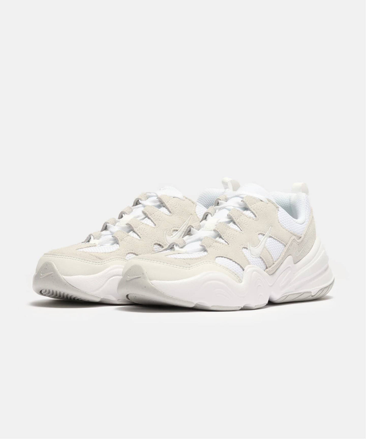 【NIKE / ナイキ】W TECH HERA DR9761-100