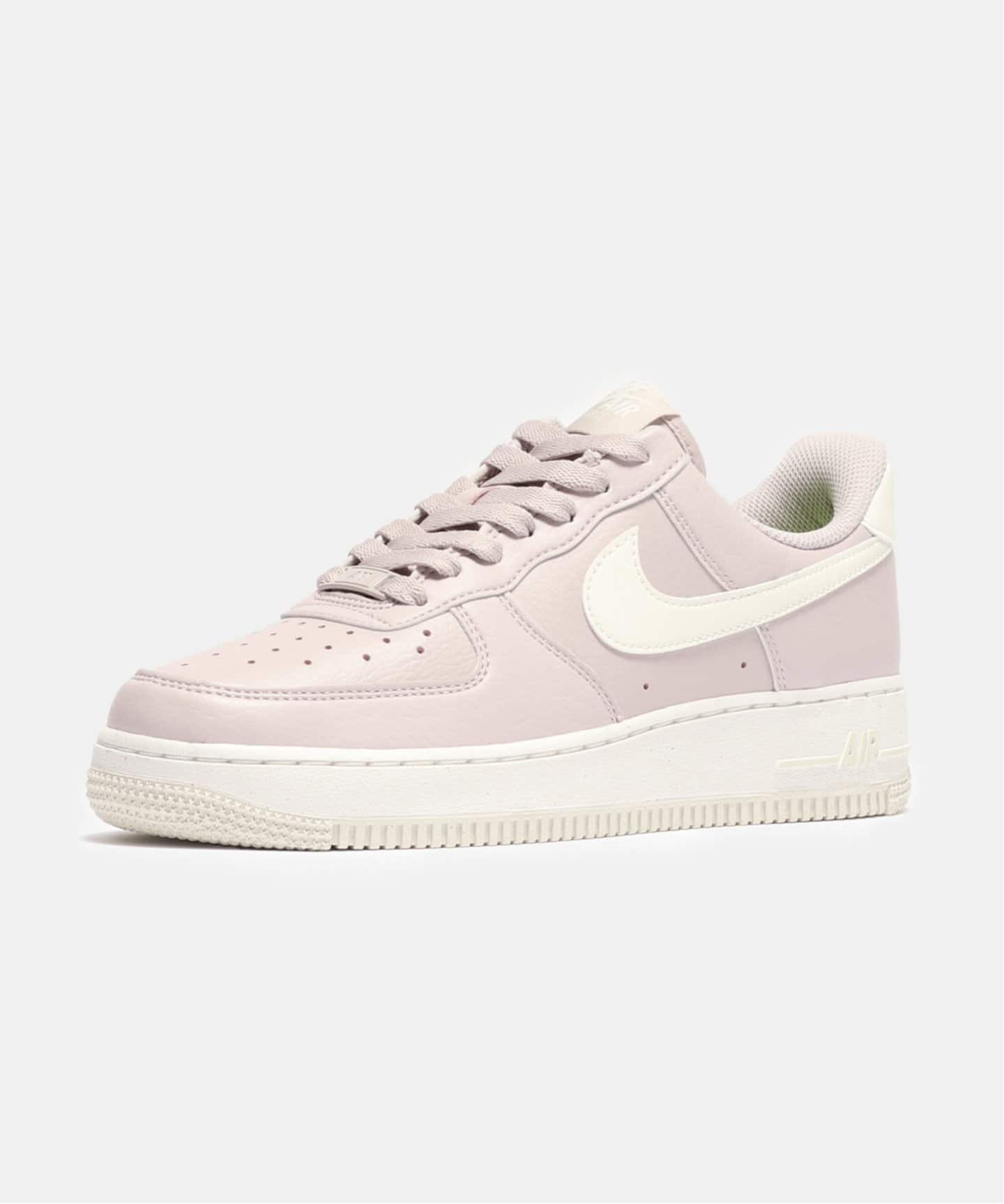 【NIKE / ナイキ】WMNS AF 1 07 NN DV3808-001