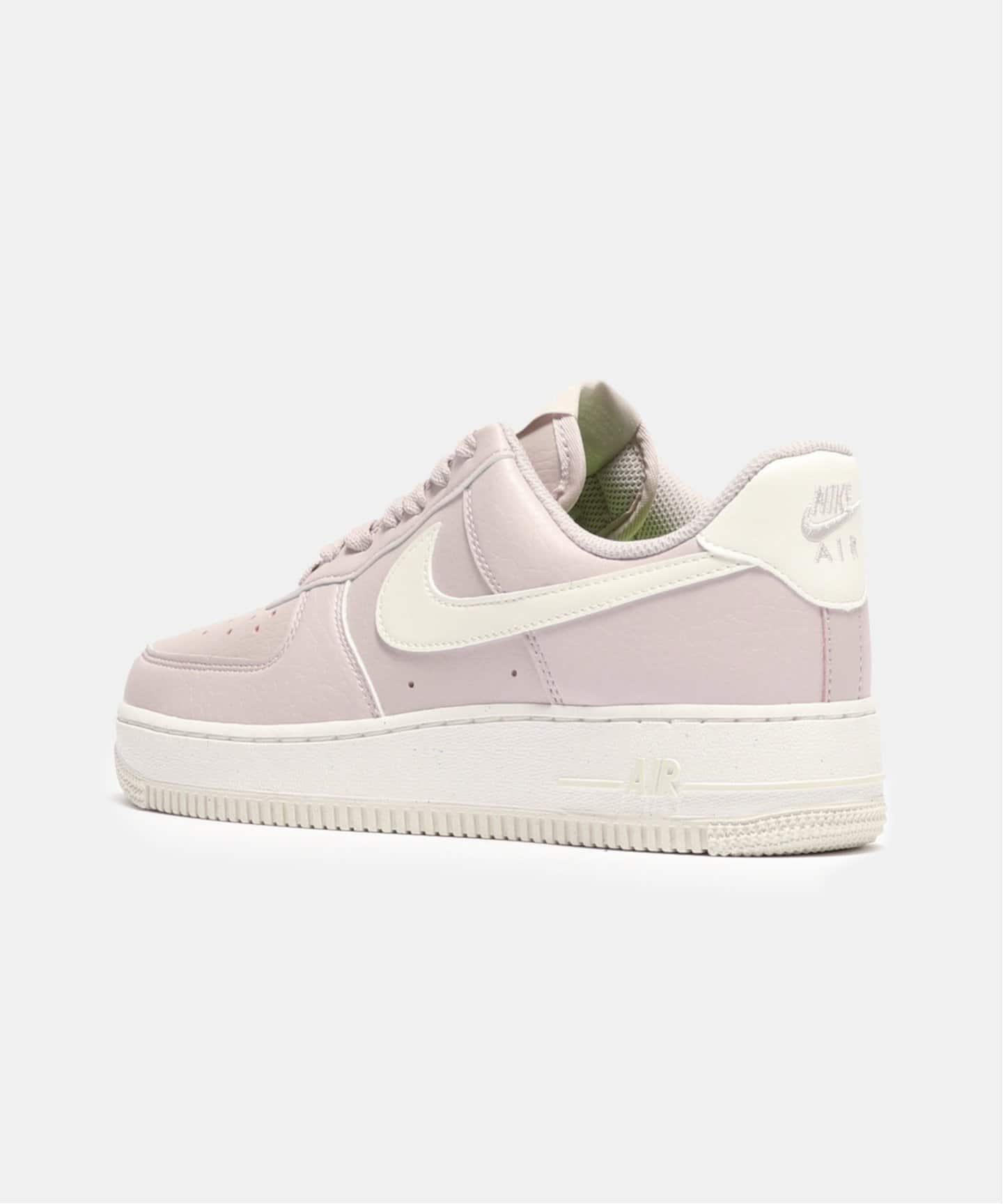 【NIKE / ナイキ】WMNS AF 1 07 NN DV3808-001
