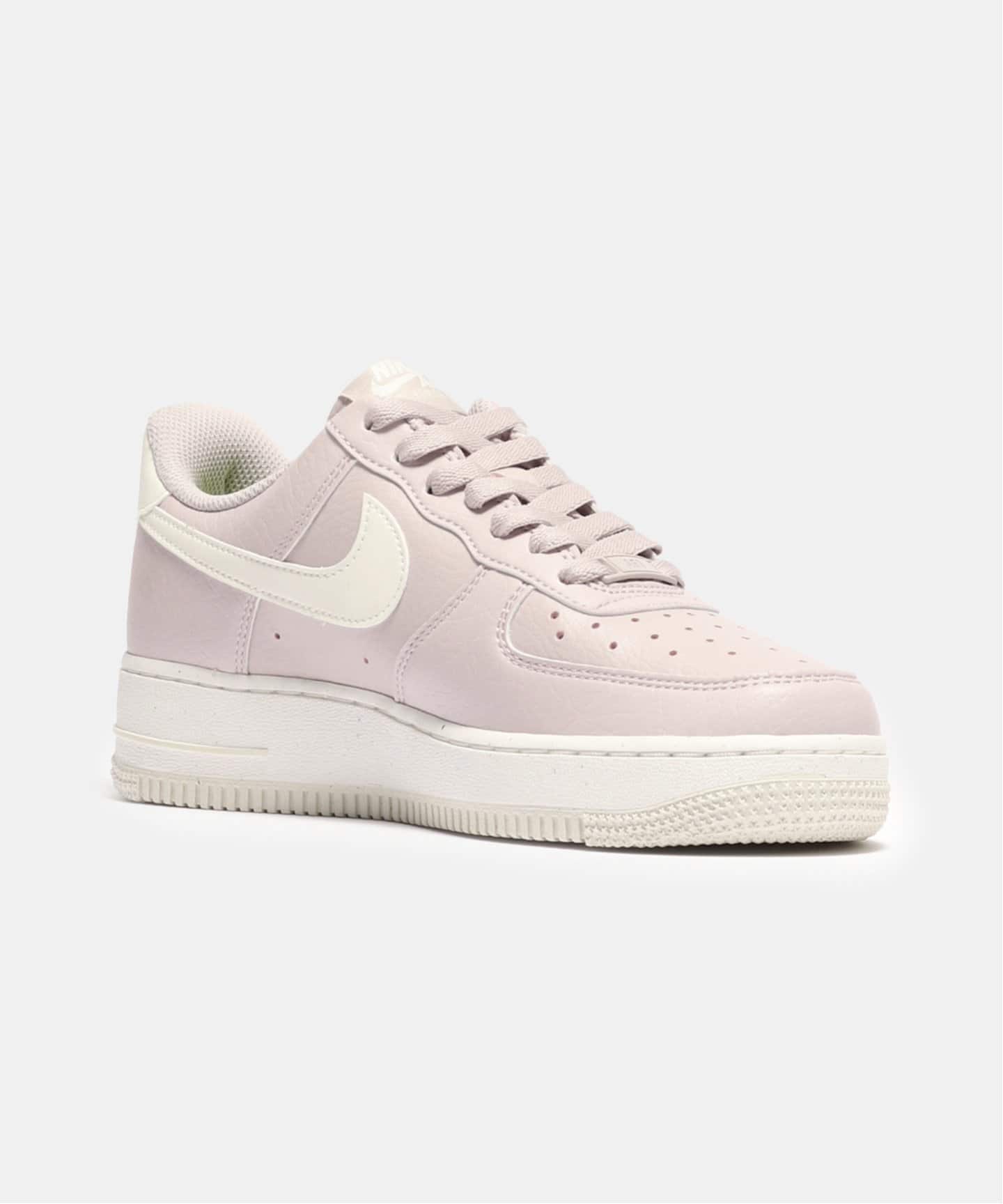 【NIKE / ナイキ】WMNS AF 1 07 NN DV3808-001