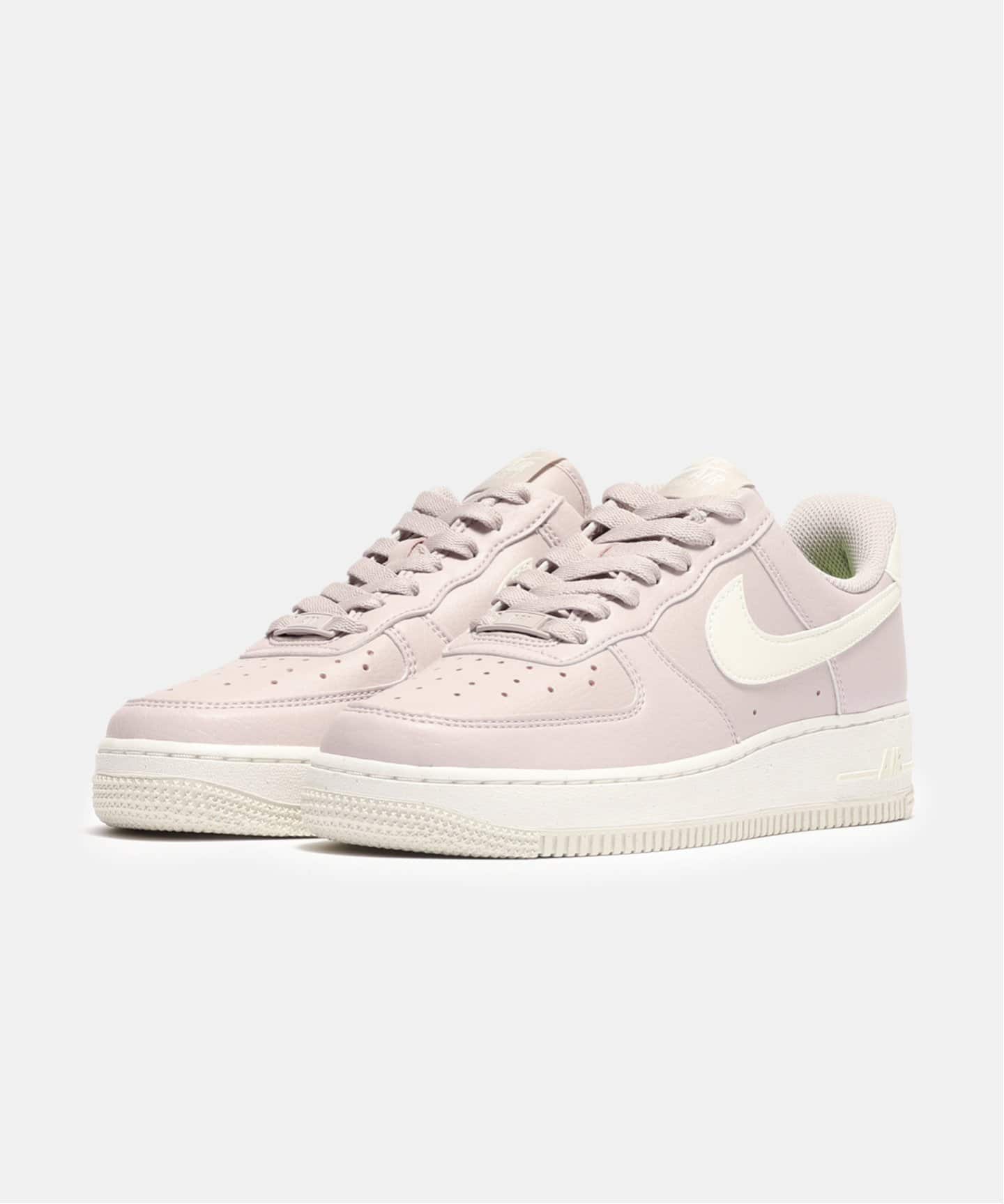 【NIKE / ナイキ】WMNS AF 1 07 NN DV3808-001