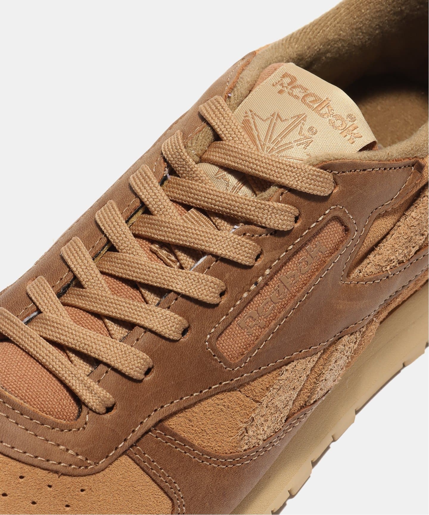 【Reebok / リーボック】CLASSIC LEATHER 100200755