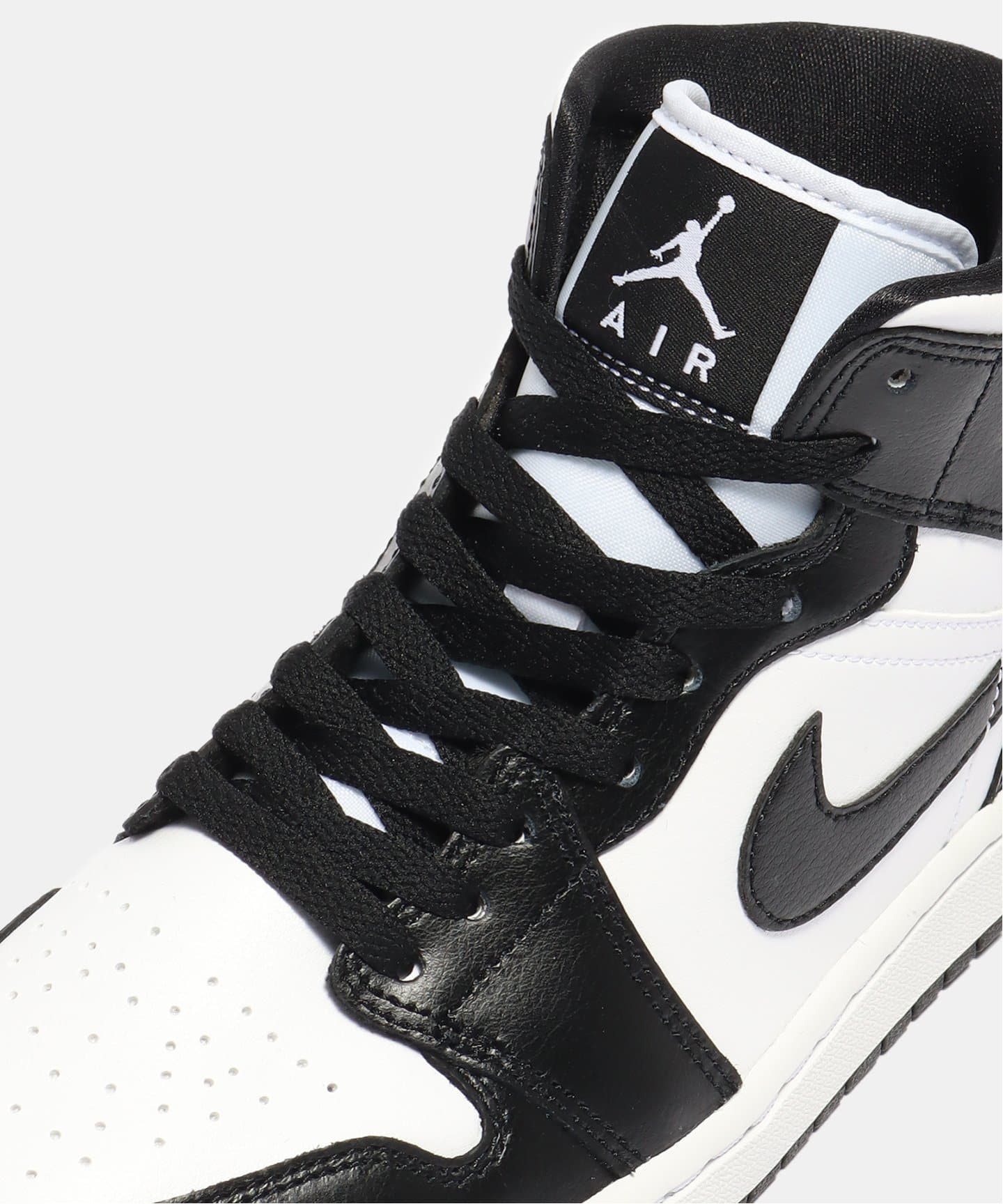 【JORDAN BRAND / ジョーダン ブランド】W AIR JORDAN 1 MID DV0991-101