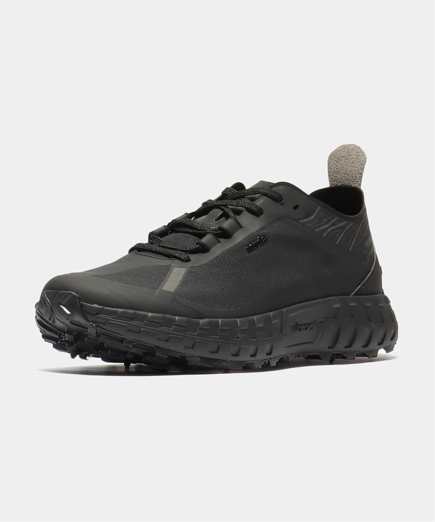 【NORDA / ノルダ】001-M Stealth Black