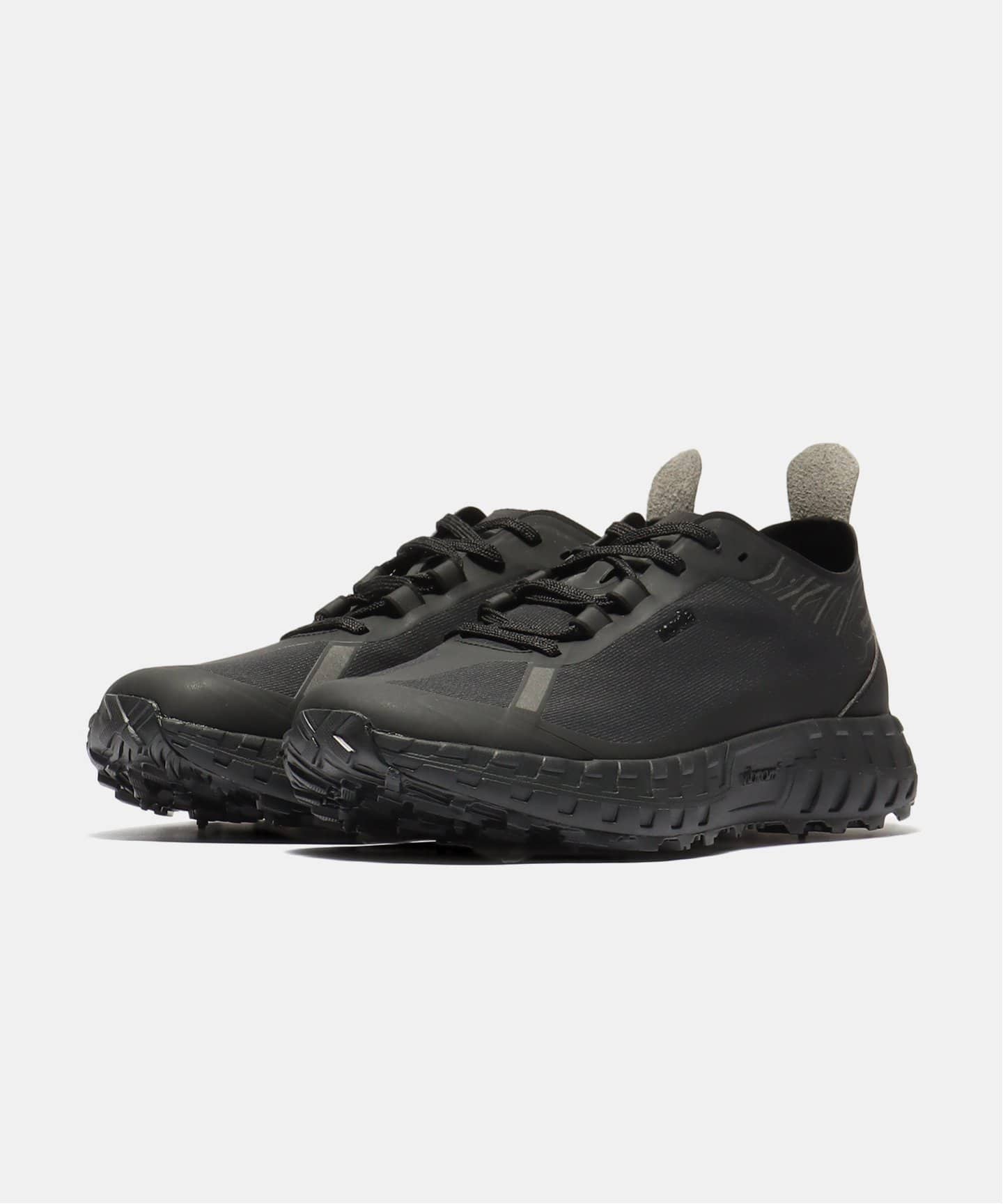 【NORDA / ノルダ】001-M Stealth Black