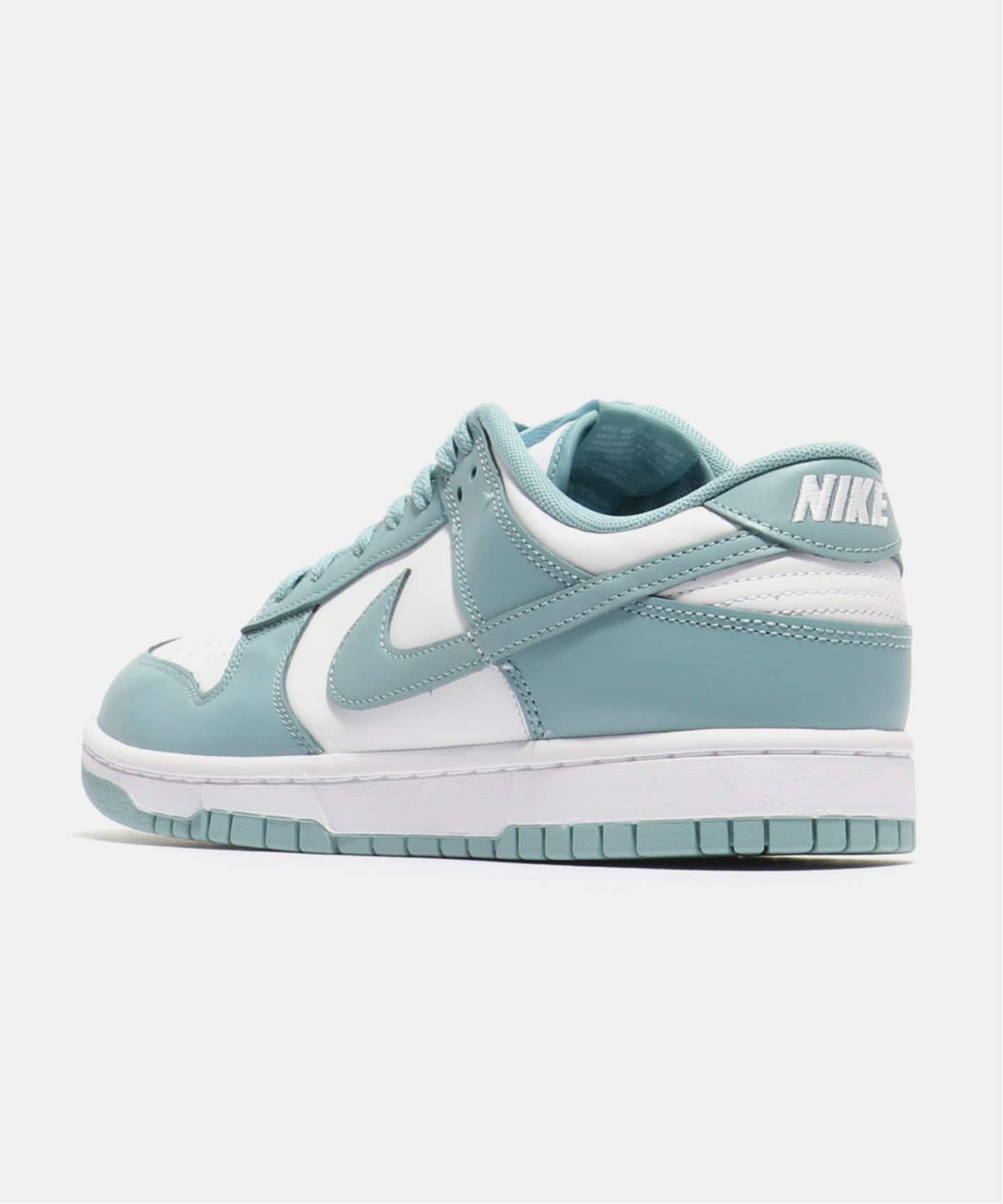 NIKE DUNK LOW RETRO BTTYS DV0833-106