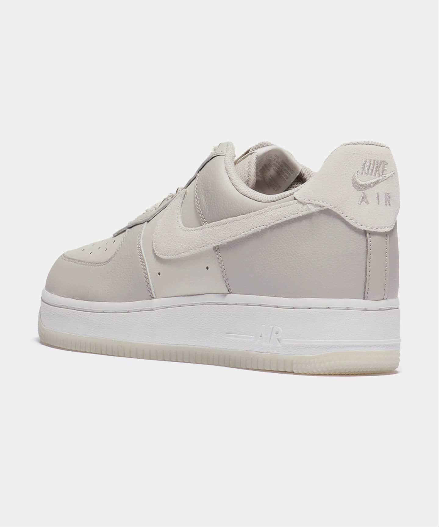 NIKE AIR FORCE 1 07 LV8 FN5832-001