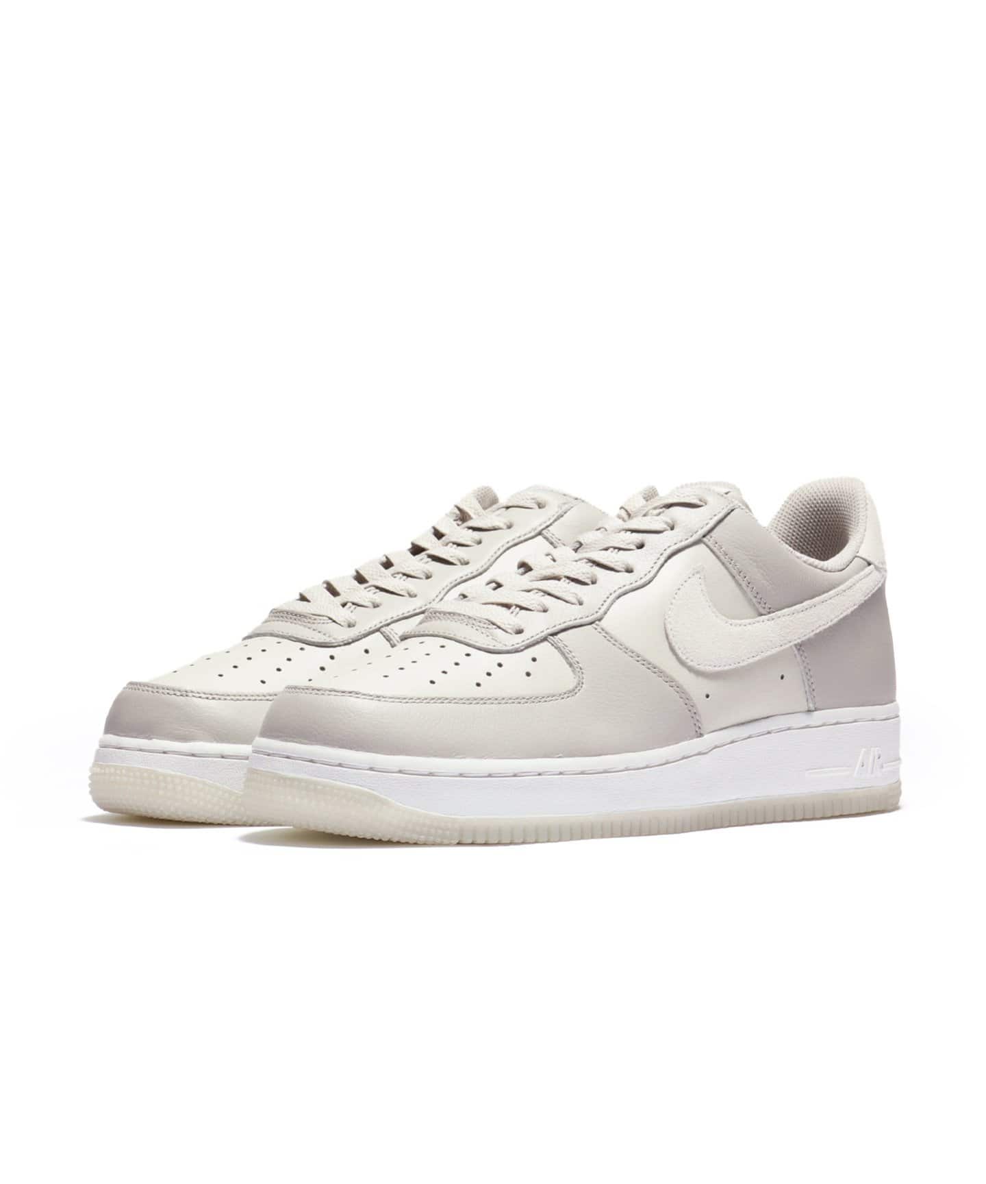 NIKE AIR FORCE 1 07 LV8 FN5832-001
