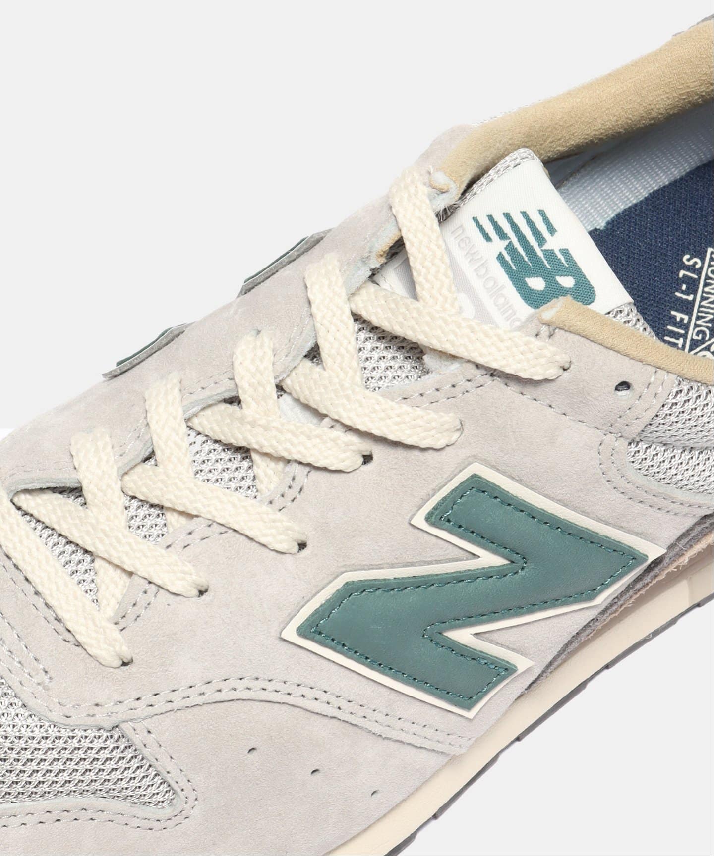New Balance CM996UR2