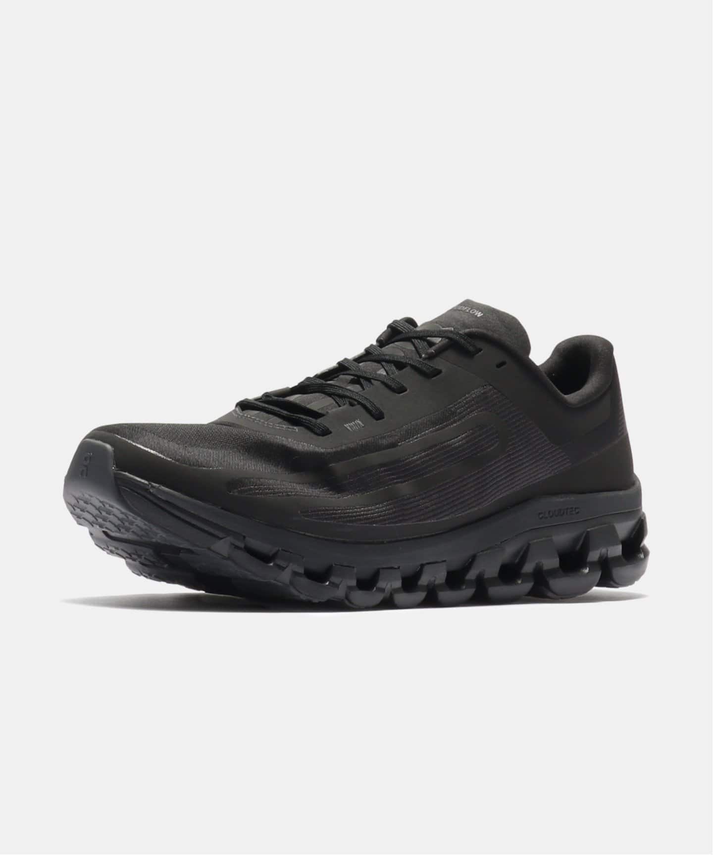 On Cloudflow 4 IKON "IKON COLLECTION" "Bureau Borsche" 3ME30262130