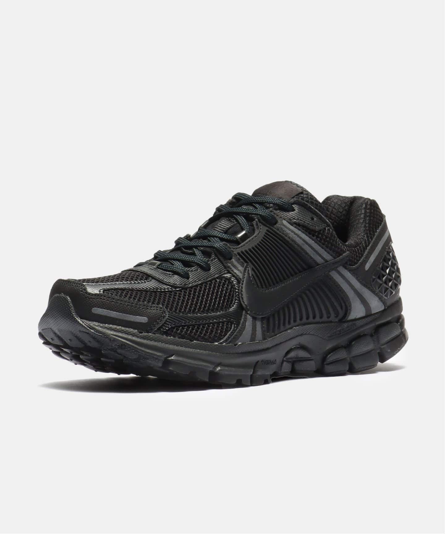 NIKE ZOOM VOMERO 5 BV1358-003