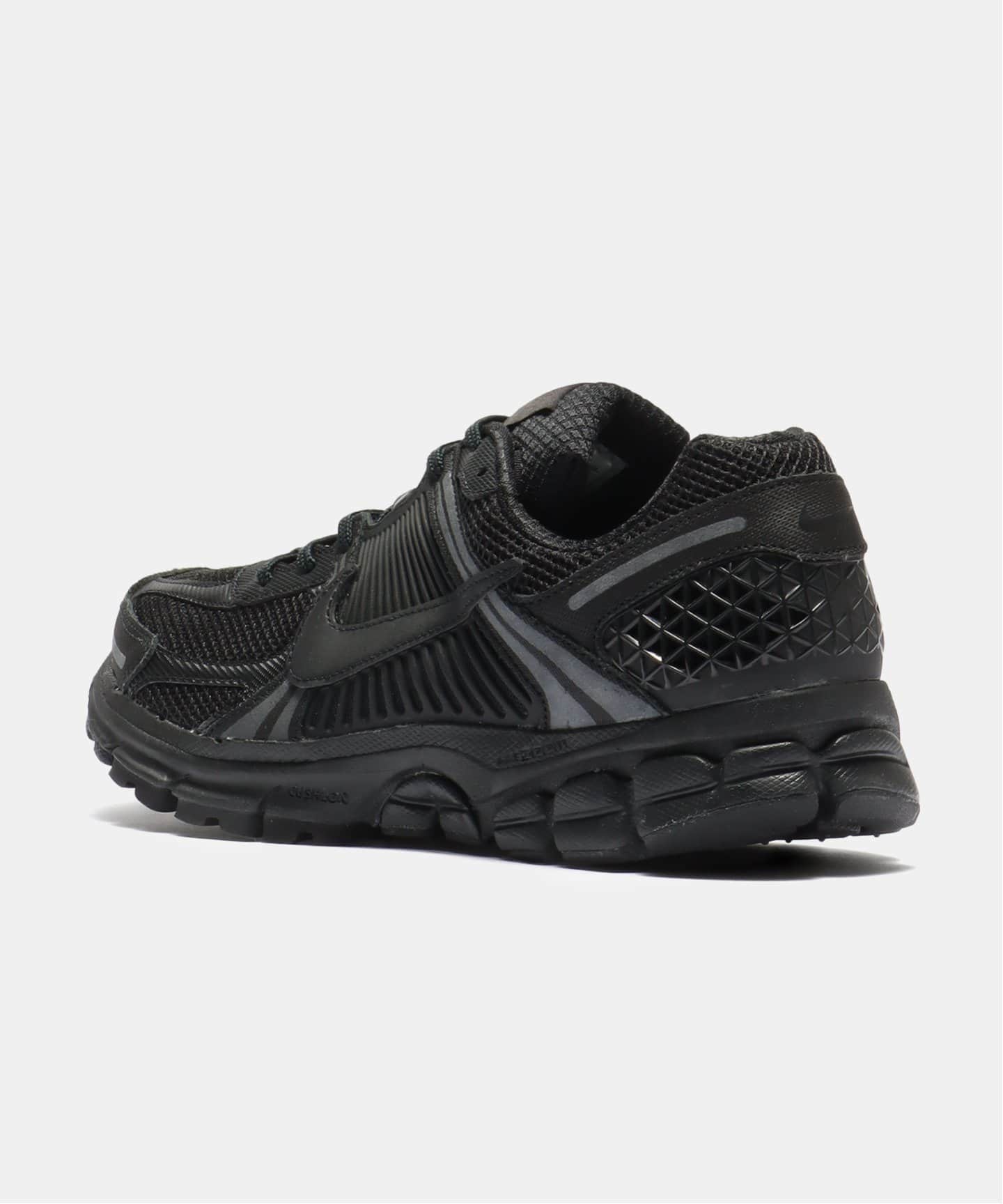 NIKE ZOOM VOMERO 5 BV1358-003