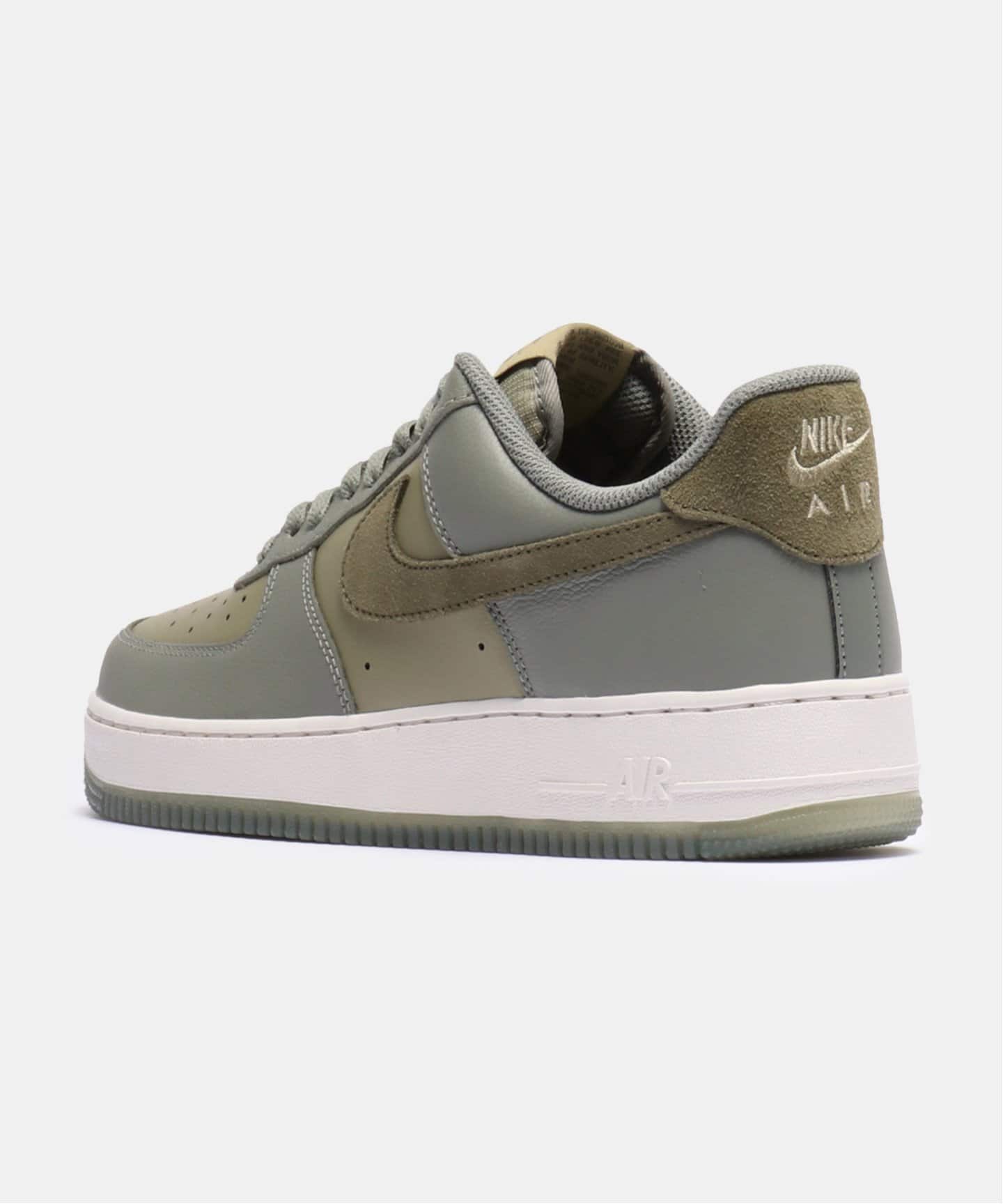 【NIKE / ナイキ】AIR FORCE 1 07 LV8 FJ4170-002