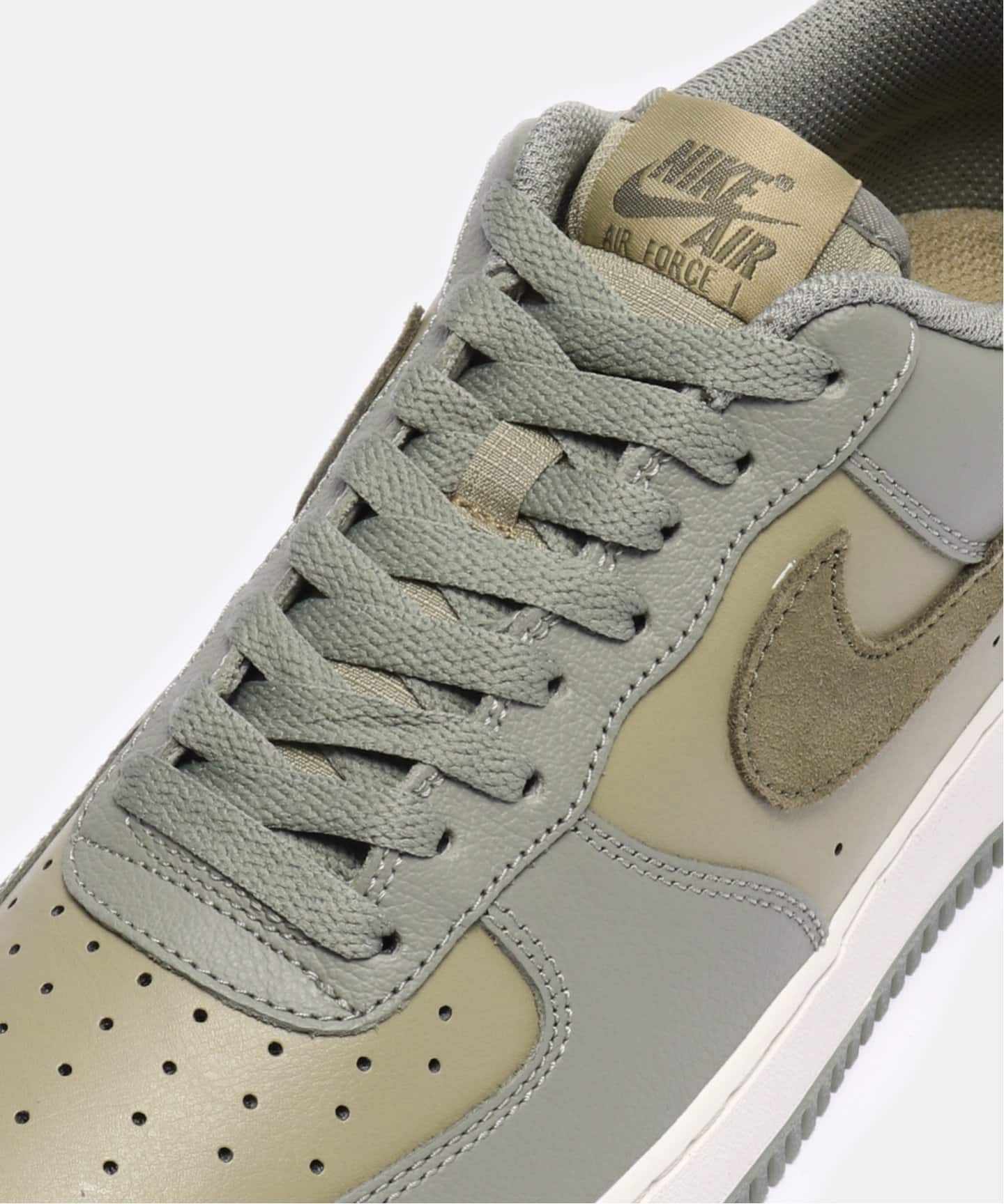 【NIKE / ナイキ】AIR FORCE 1 07 LV8 FJ4170-002