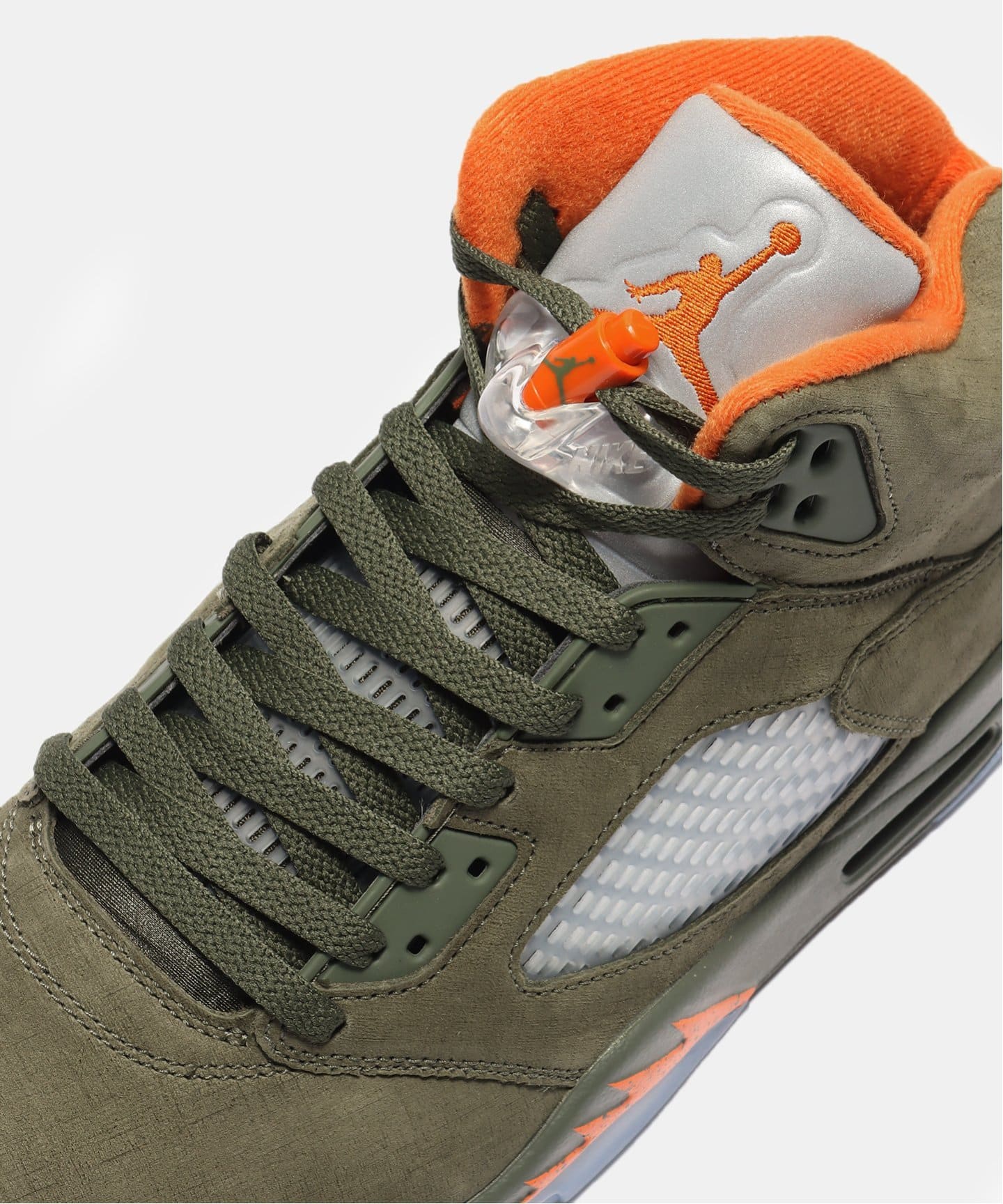 【JORDAN BRAND / ジョーダン ブランド】AIR JORDAN 5 RETRO DD0587-308