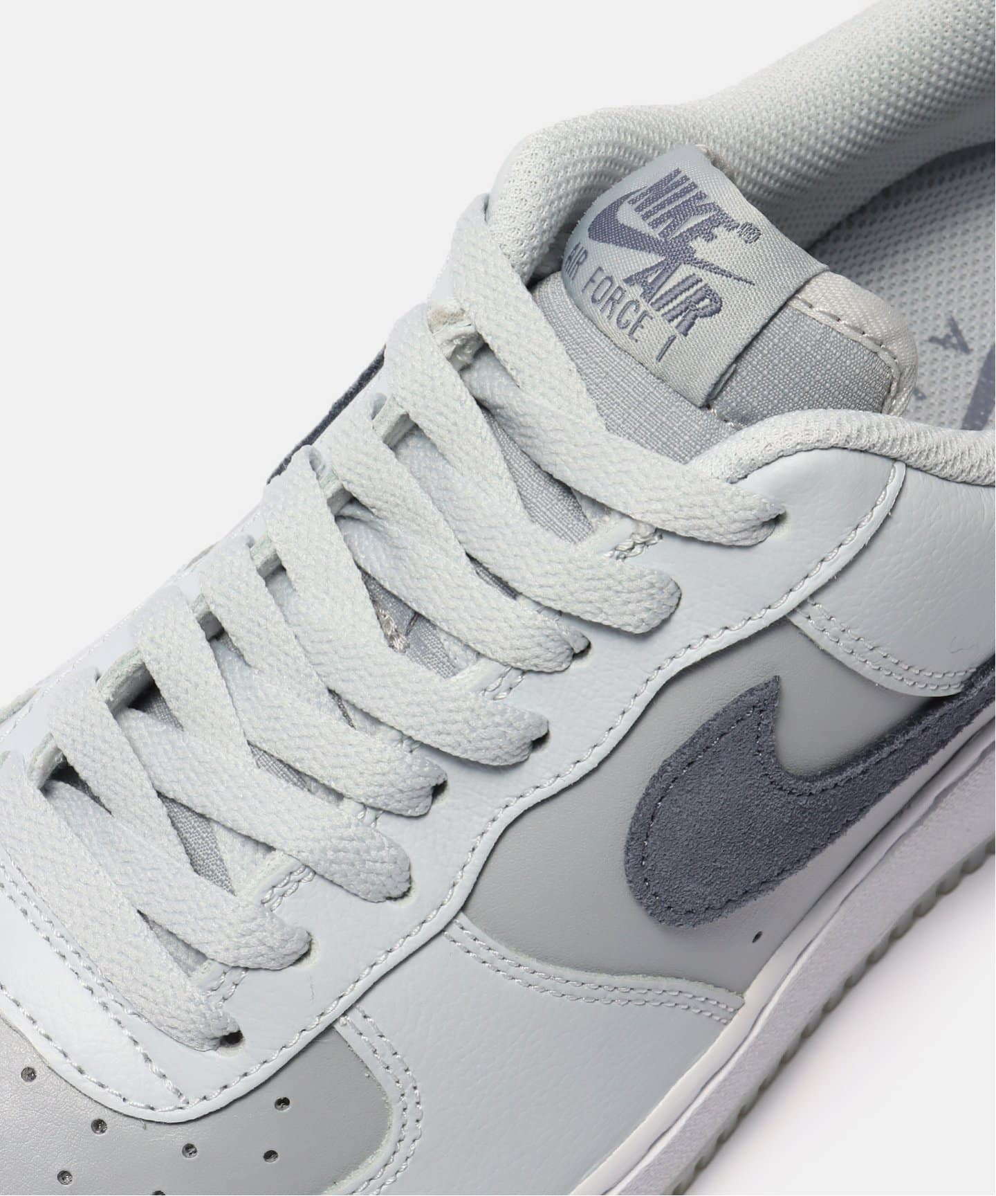 【NIKE / ナイキ】AIR FORCE 1 07 LV8 FJ4170-001