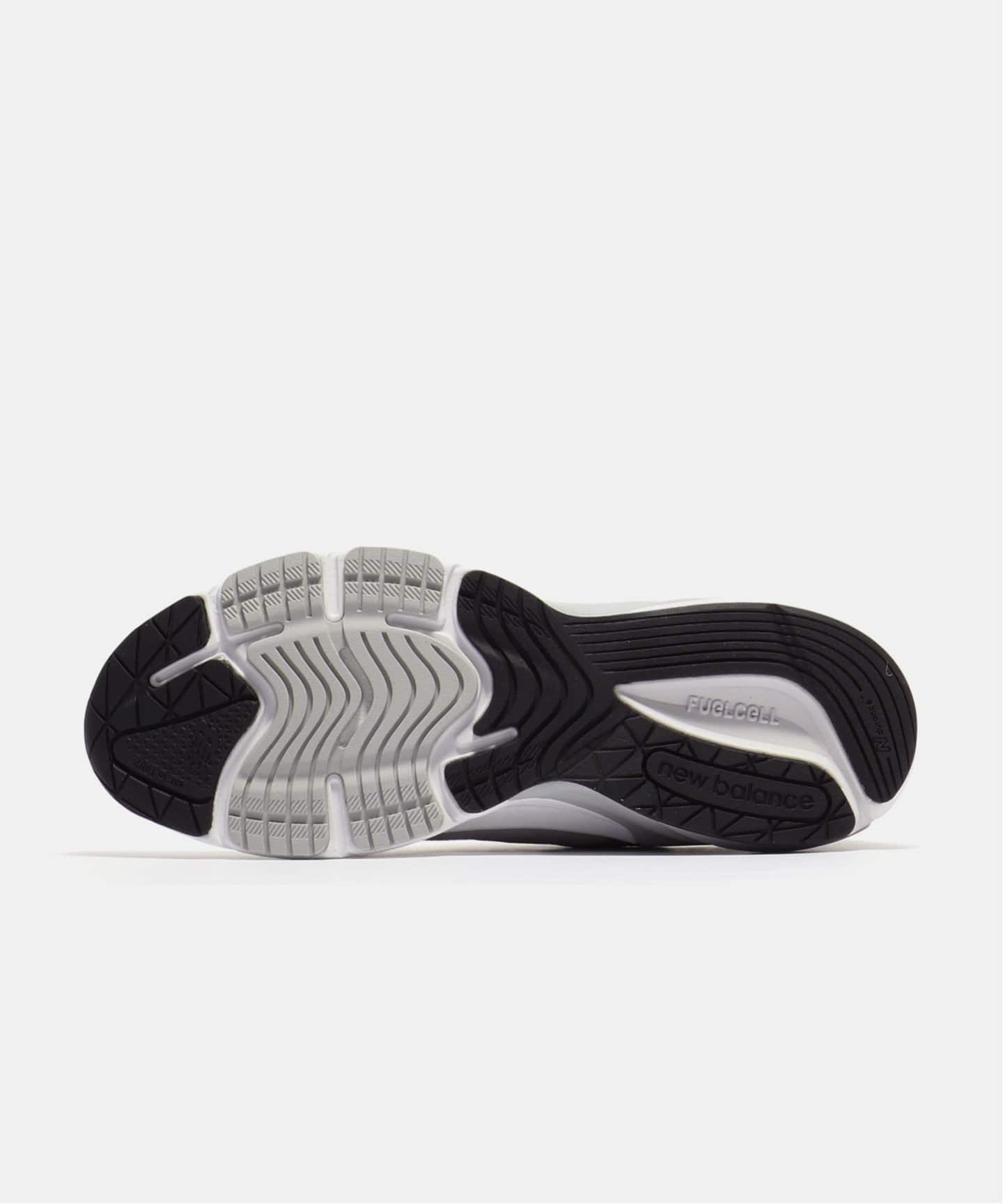New Balance M990GL6