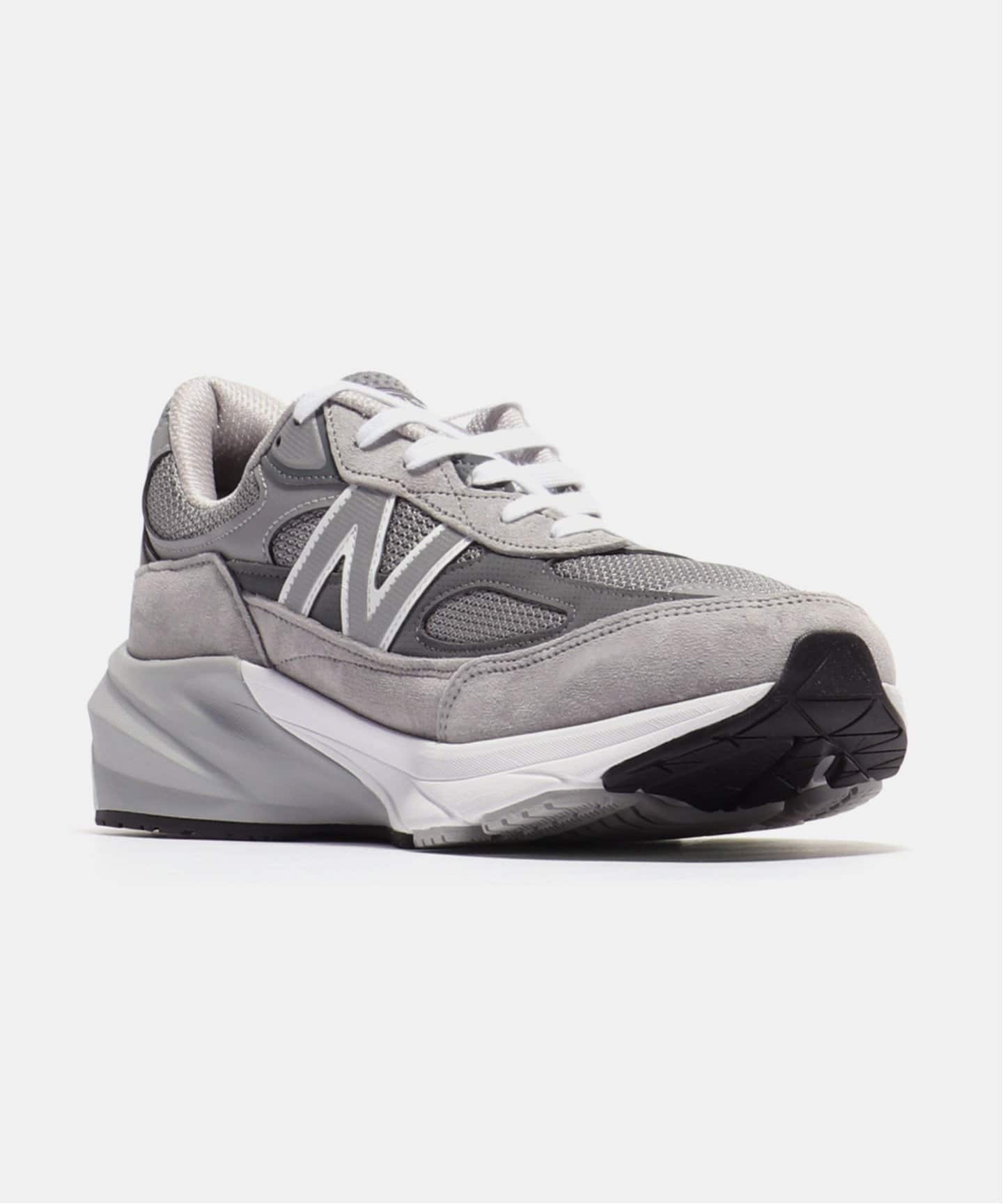 New Balance M990GL6
