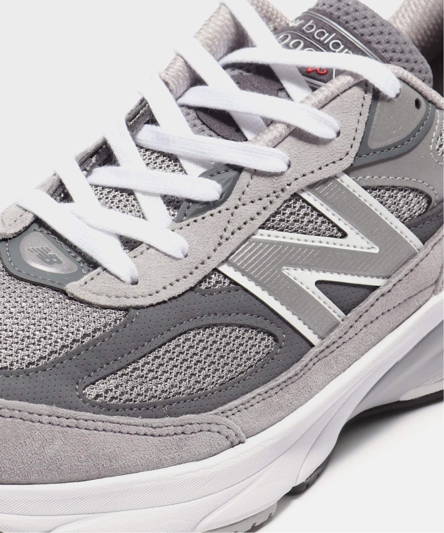 New Balance M990GL6