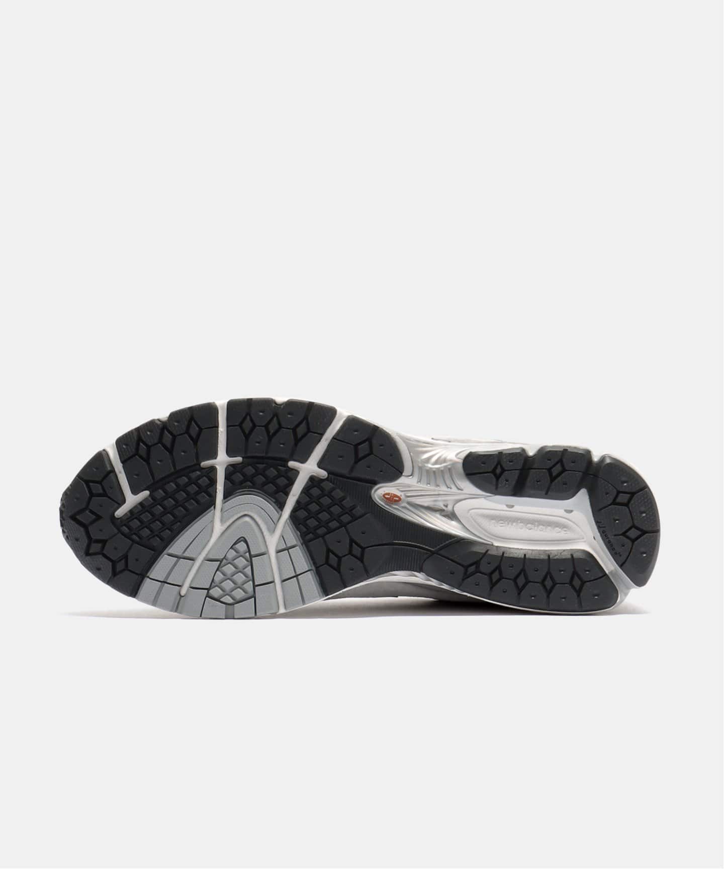 【New Balance / ニューバランス】M2002RXJ