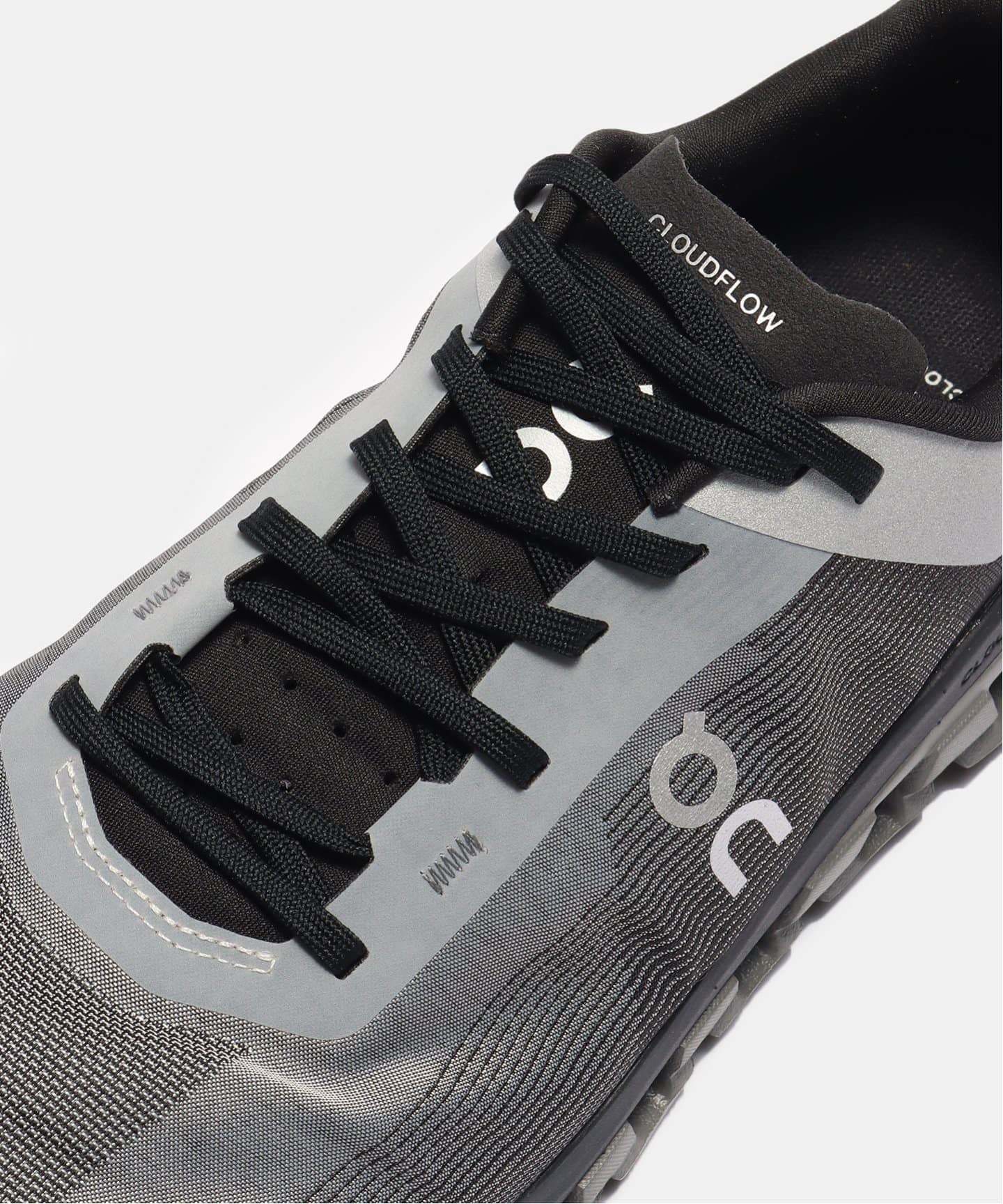【On / オン】Cloudflow 4 Z5 3MD30102325 Mens