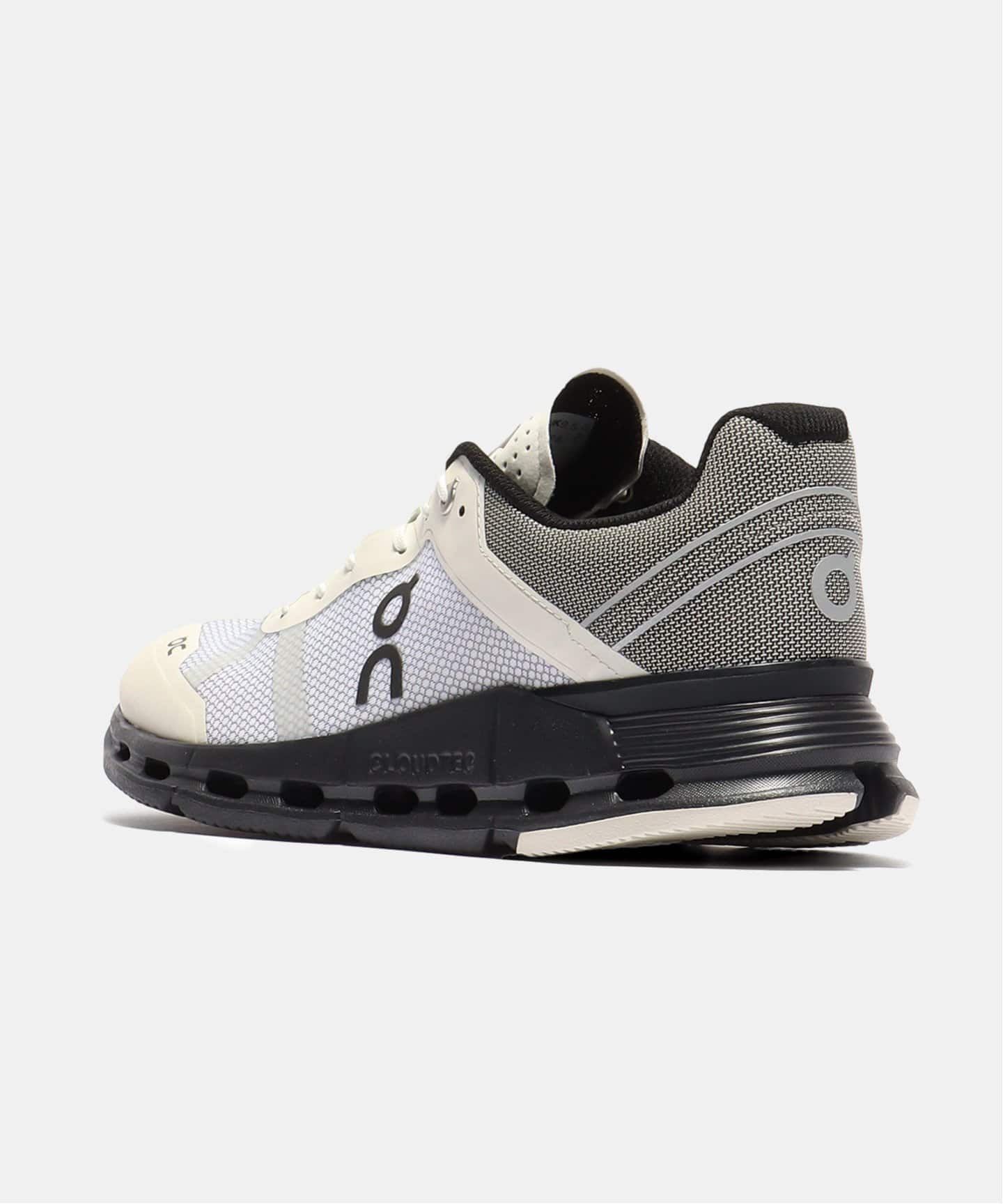 【On / オン】Cloudnova Z5 Rush 3MD30302325 Mens