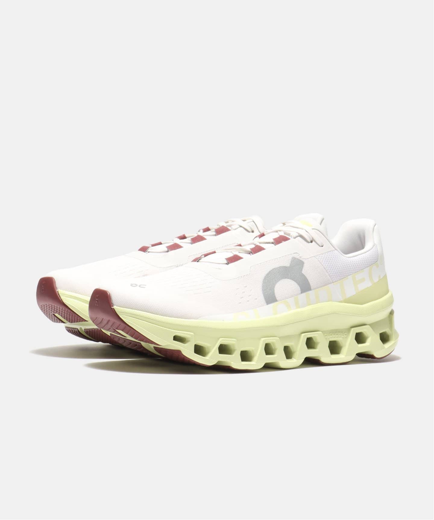 On Cloudmonster 61.97786 MENS