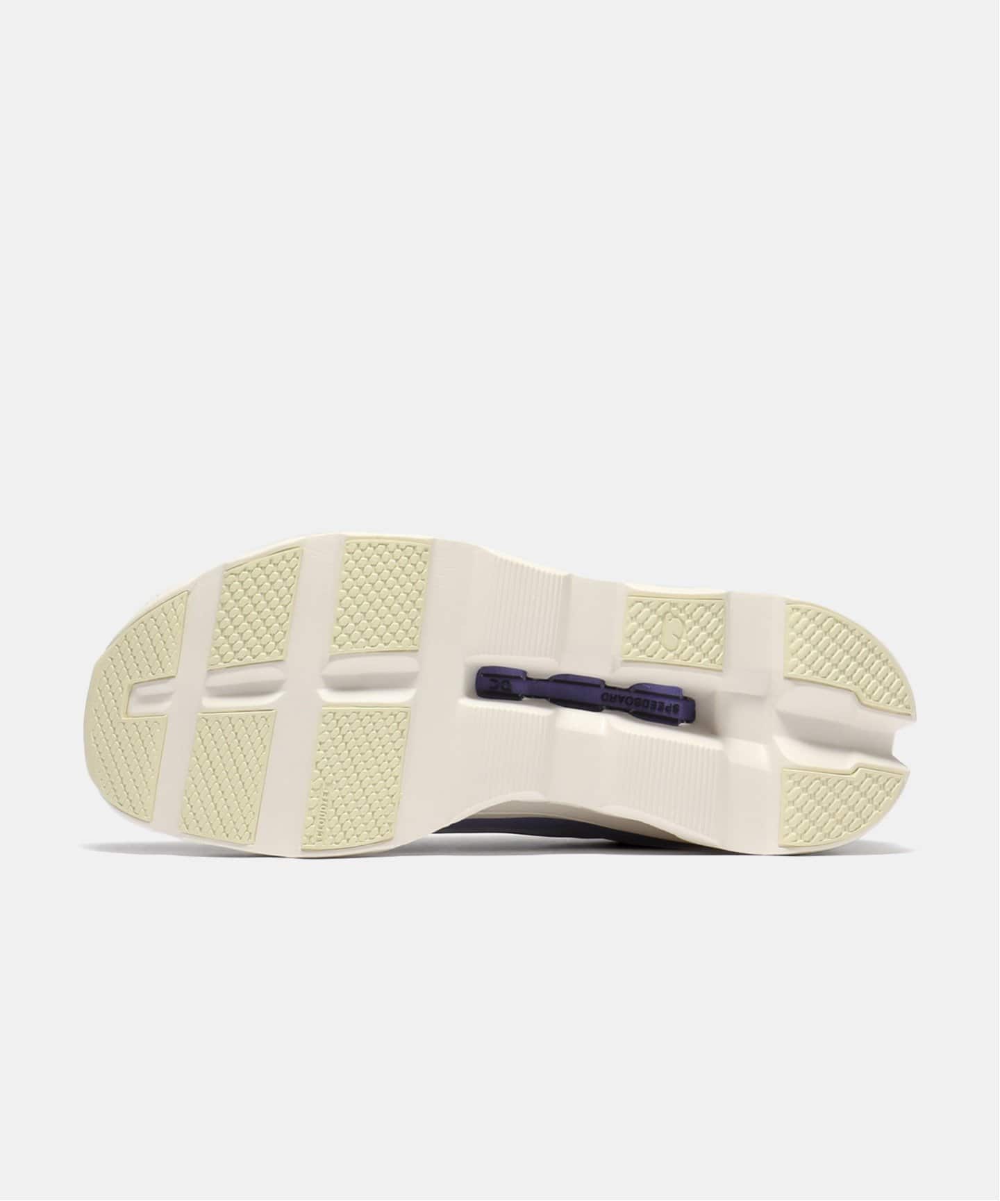 On Cloudmonster 61.97787 Mens