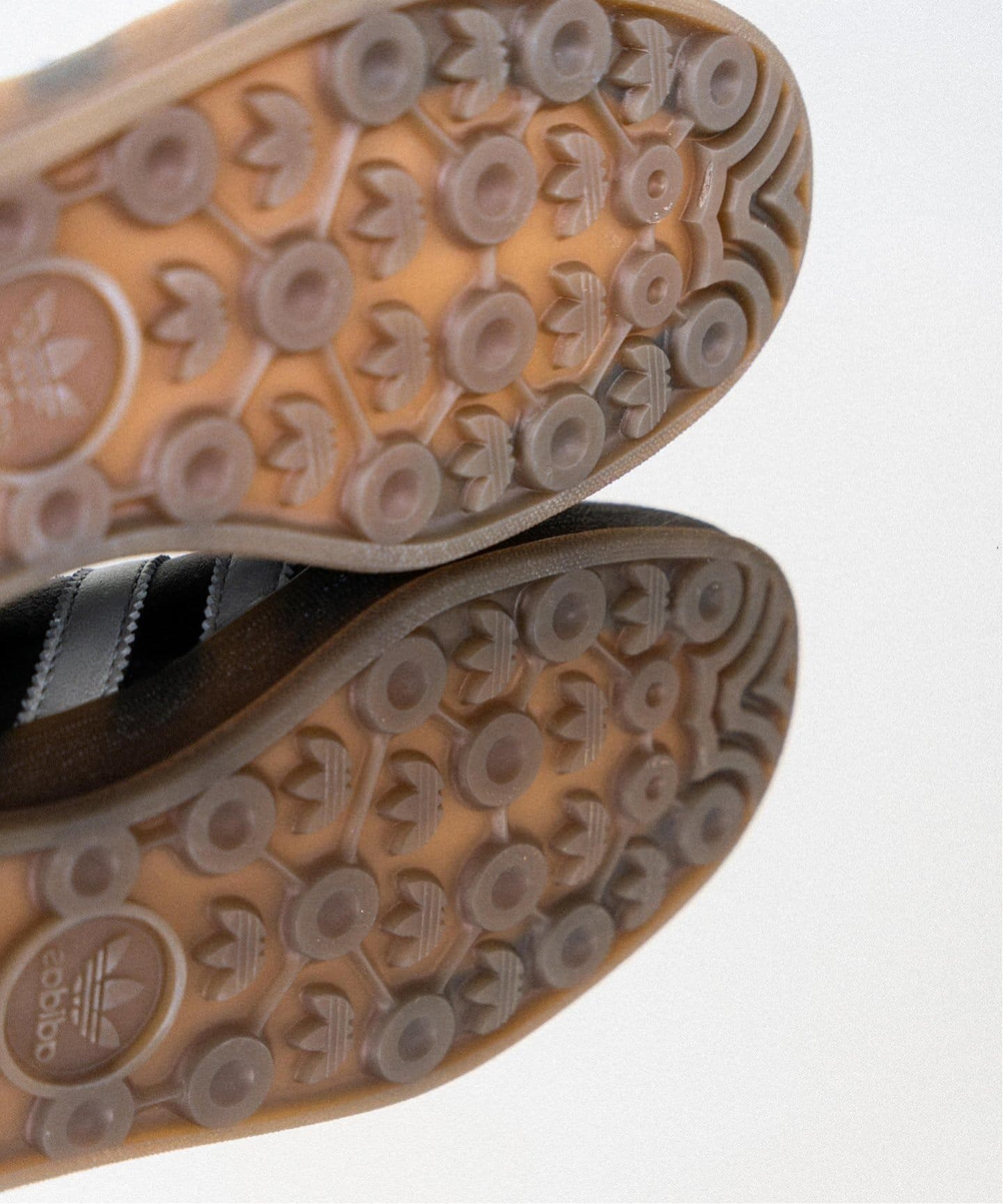 adidas Originals for EDIFICE/IENA 別注 GAZELLE INDOOR Exclusiveモデル