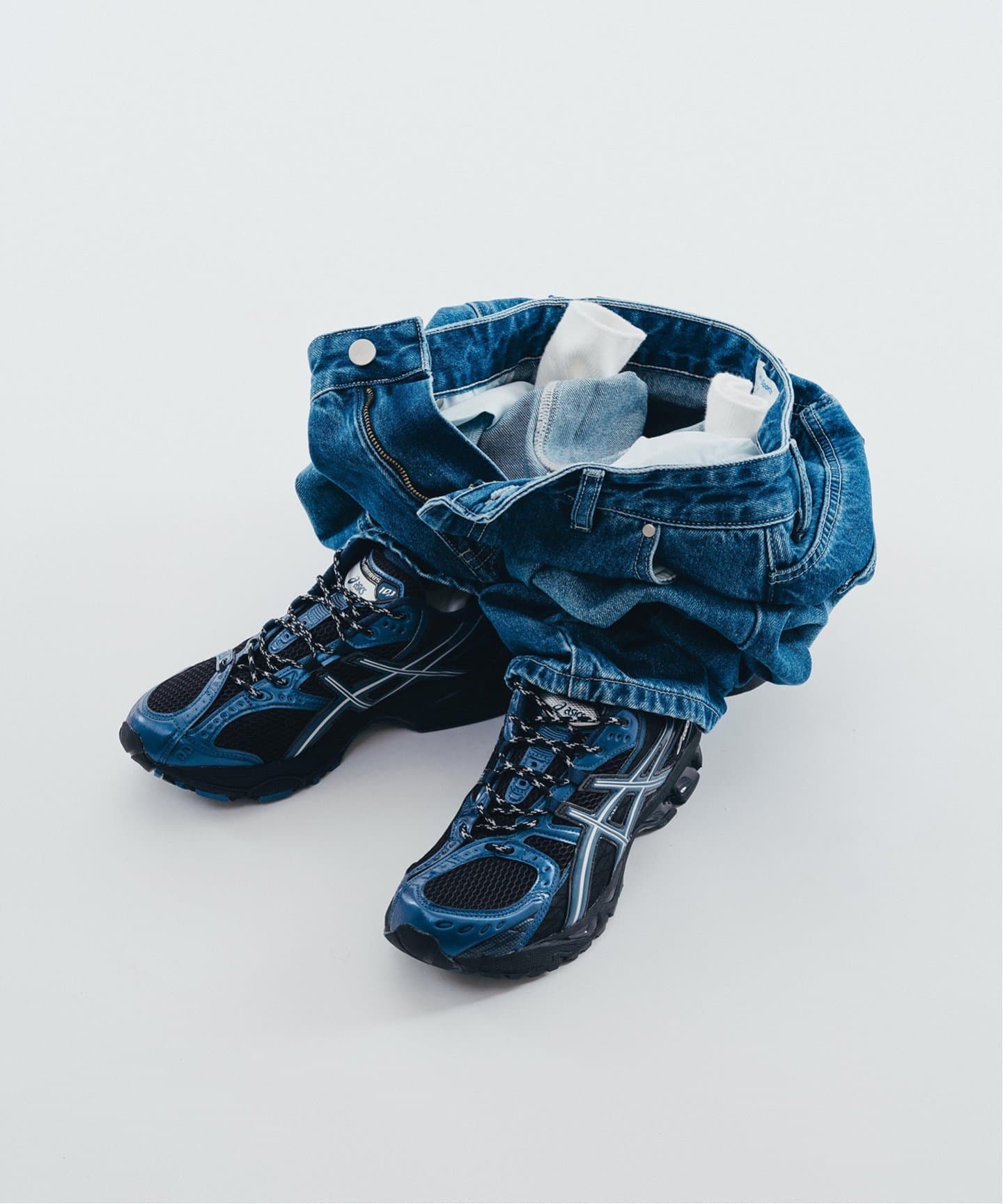 【日本国内限定カラー】ASICS GEL-NIMBUS 10.1 1203A543.002