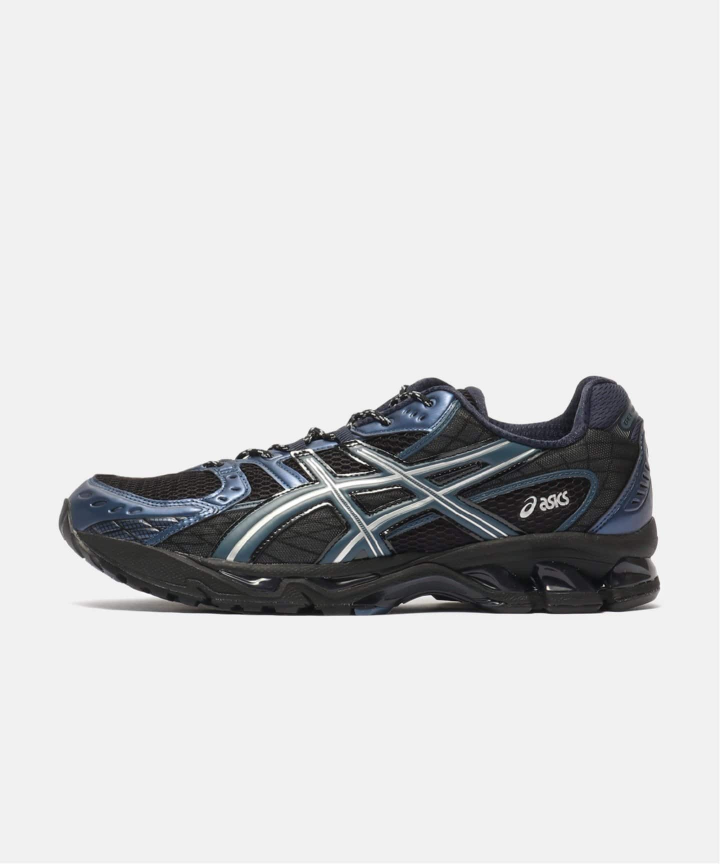 【日本国内限定カラー】ASICS GEL-NIMBUS 10.1 1203A543.002