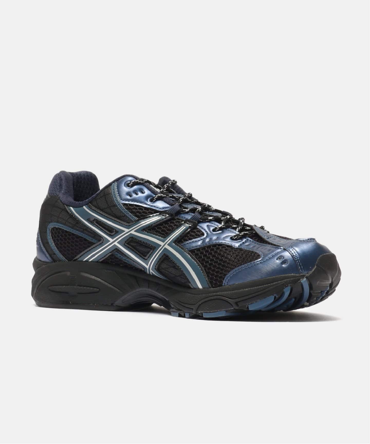 【日本国内限定カラー】ASICS GEL-NIMBUS 10.1 1203A543.002
