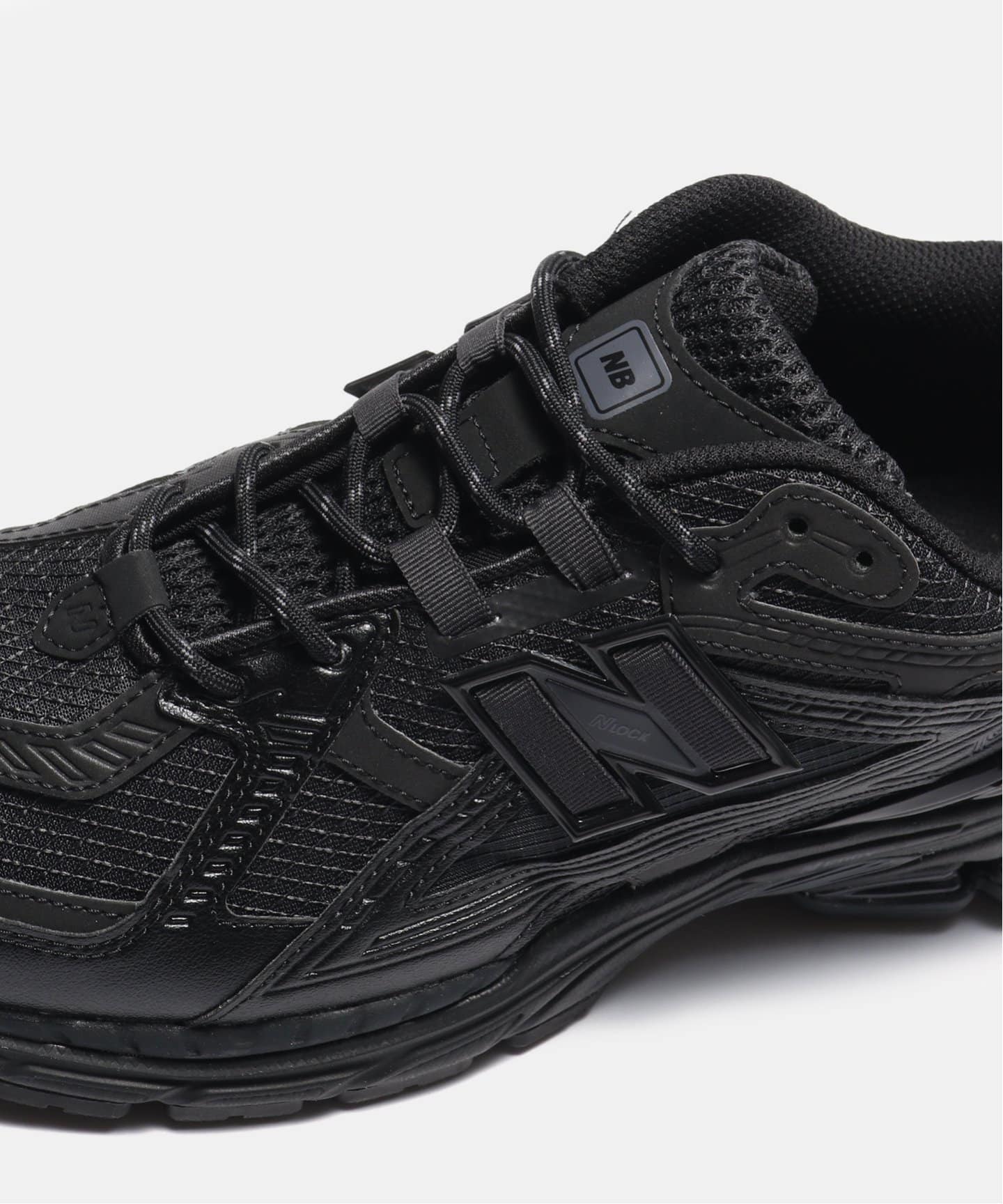 New Balance M1906NJ