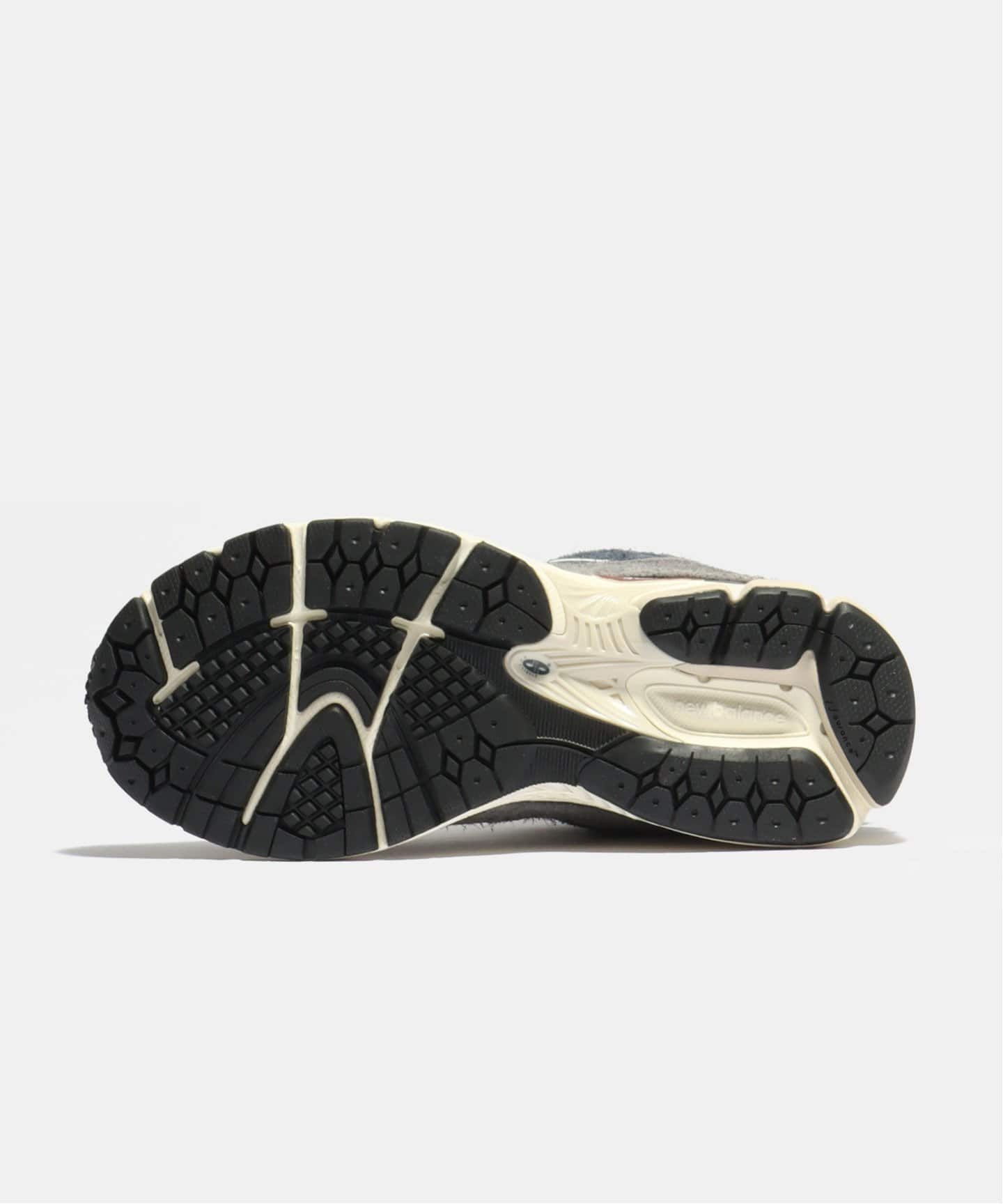 【New Balance / ニューバランス】M2002REL