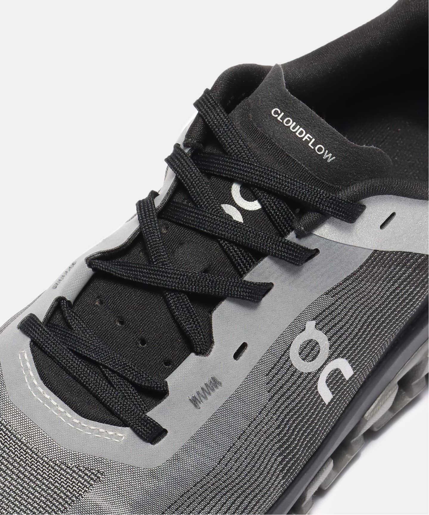 【On / オン】Cloudflow 4 Z5 3WD30102325 Womens