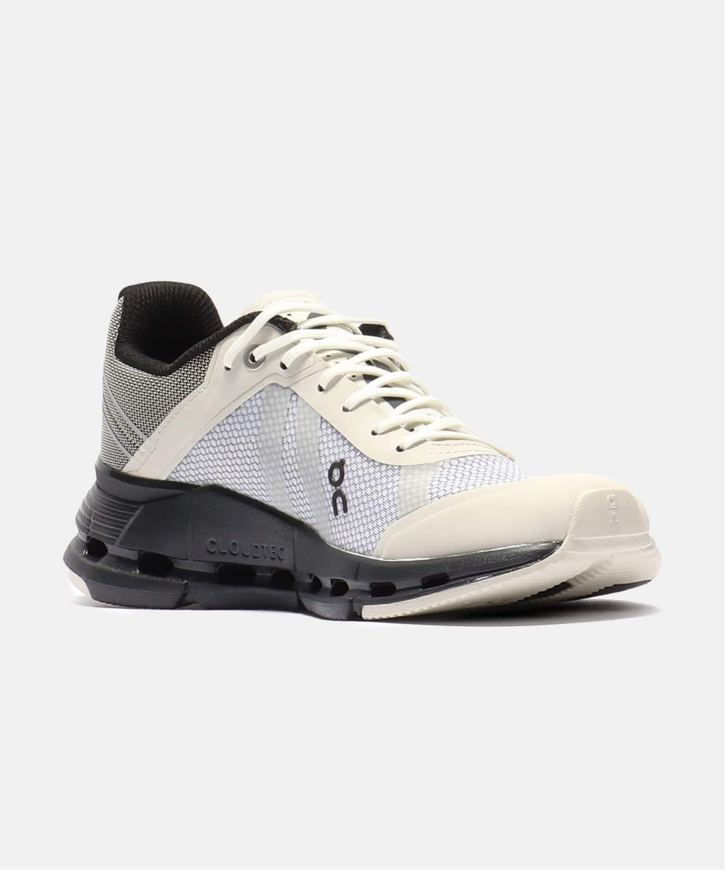 【On / オン】Cloudnova Z5 Rush 3WD30292325 Womens